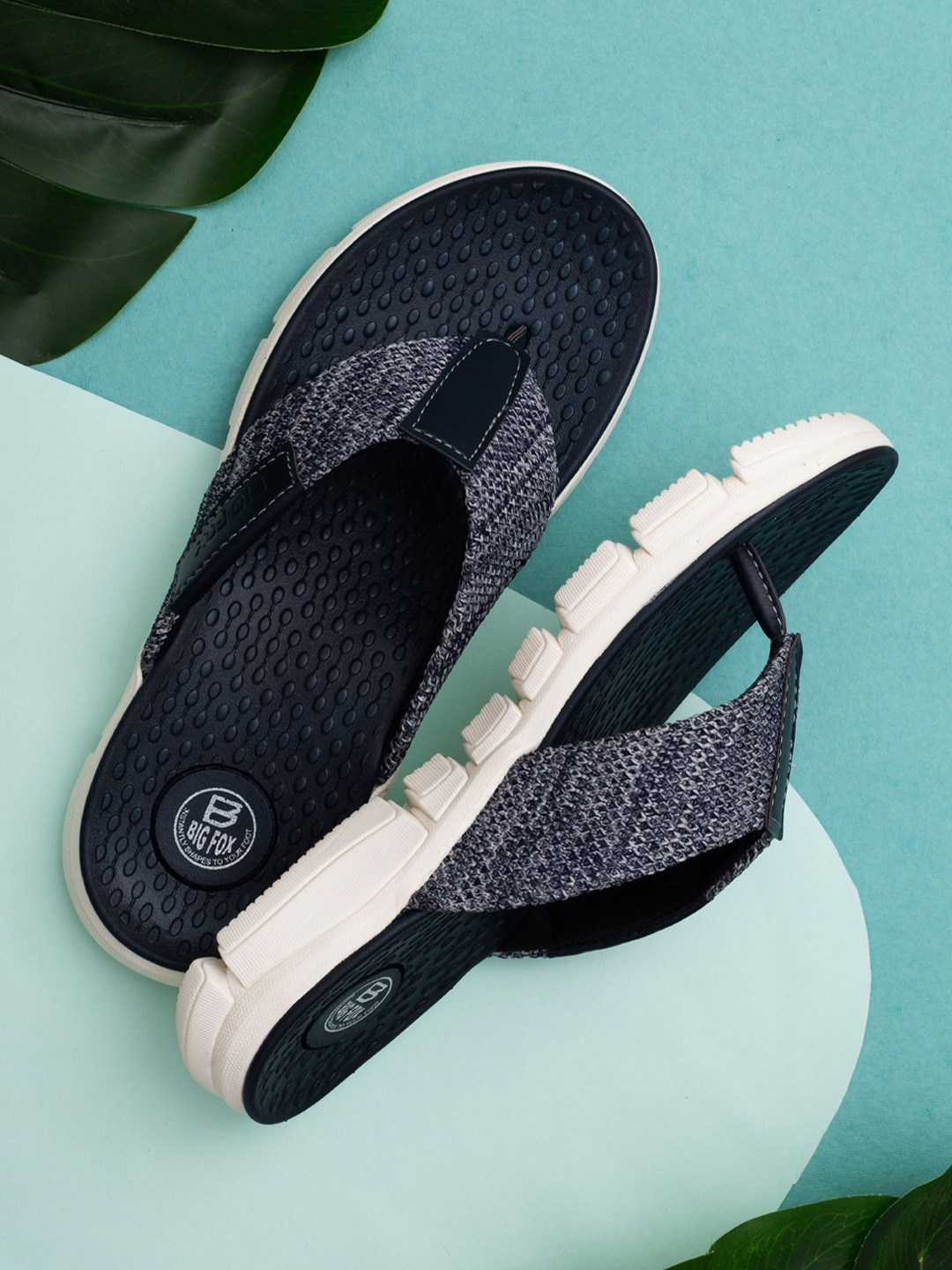 Big Fox Men Blue & White Slip-On