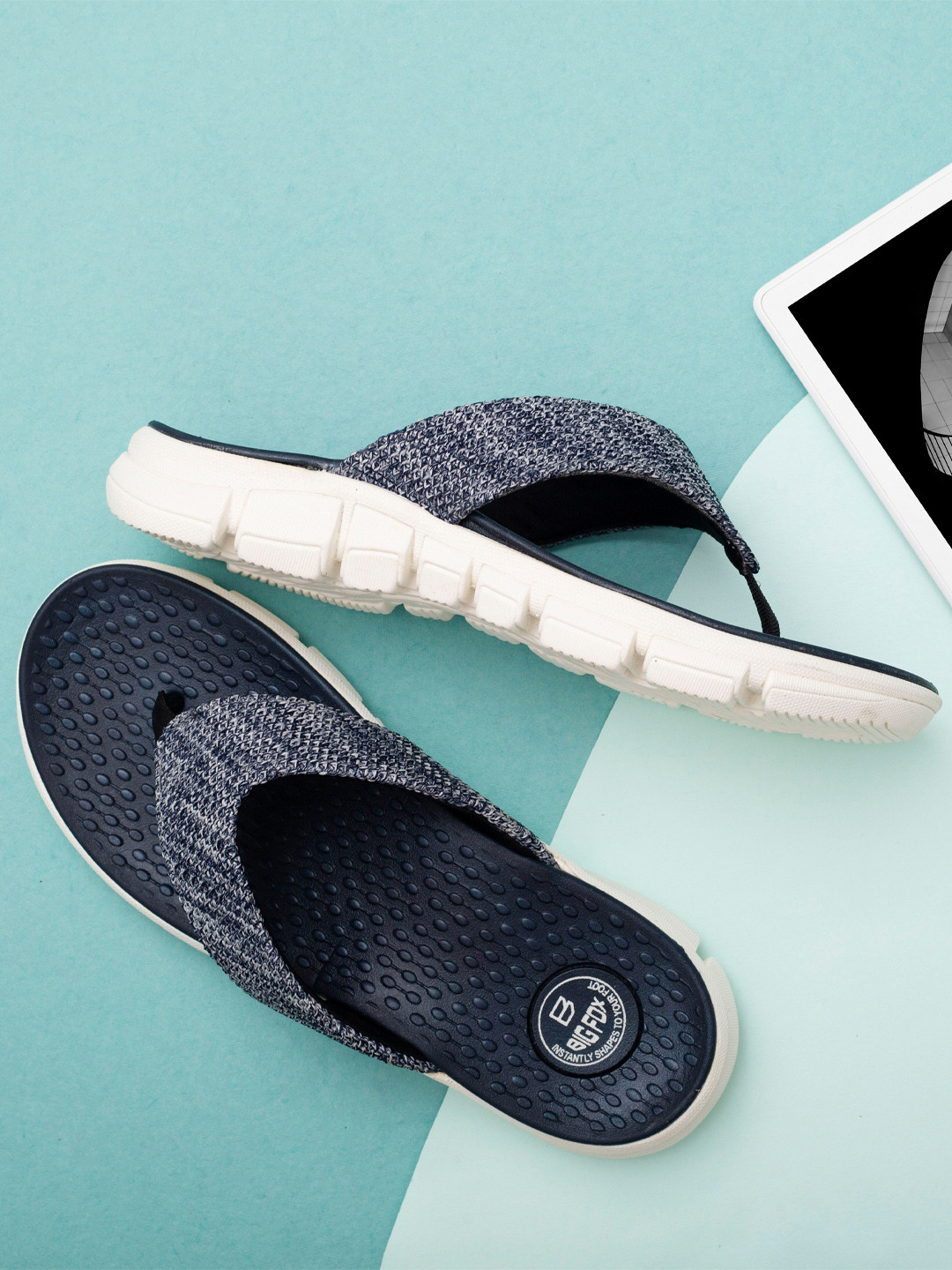 Big Fox Men Blue & White Slip-On