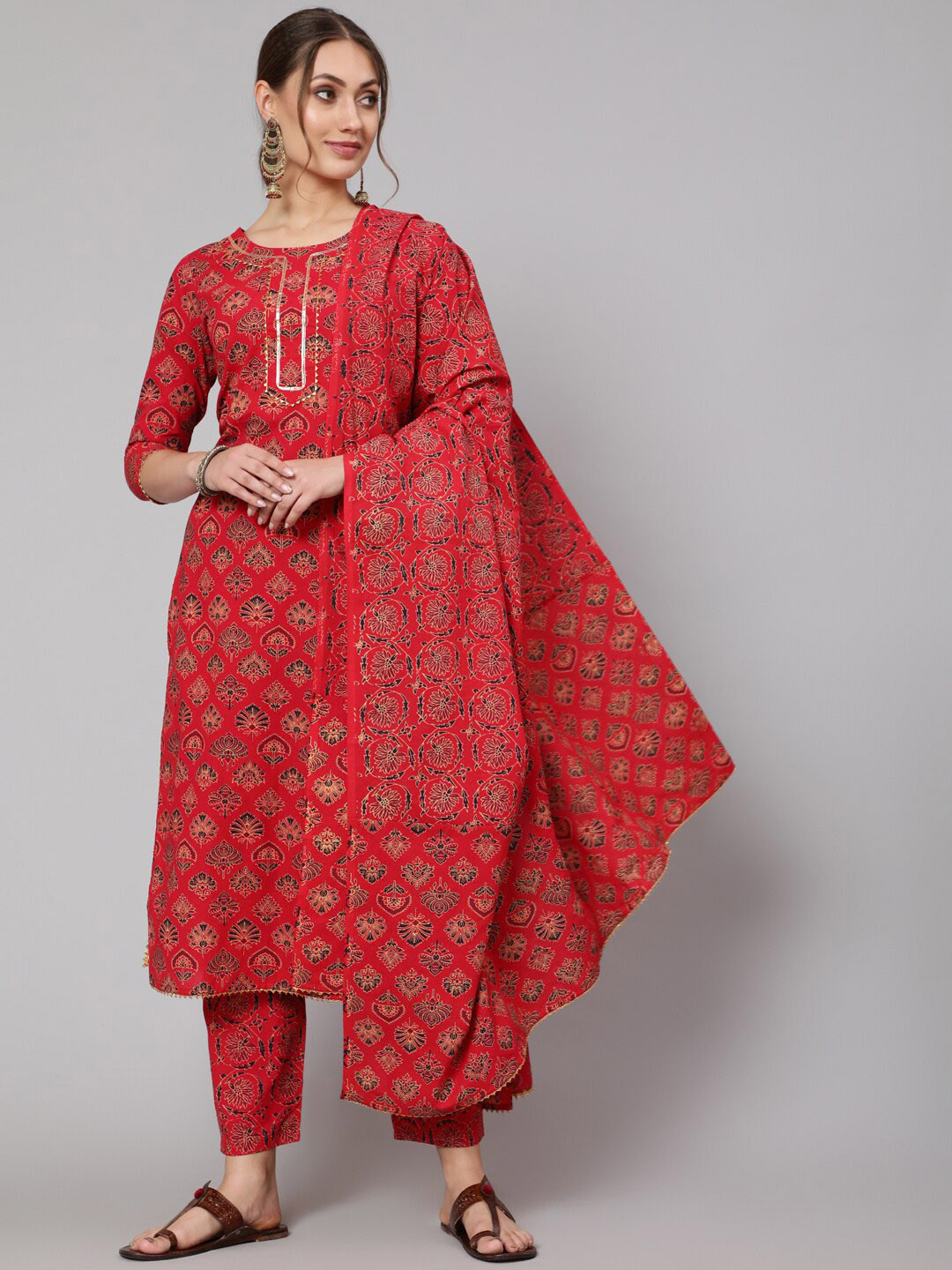 GLAM ROOTS Women Red Ethnic Motifs Printed Layered Gotta Patti Pure Cotton Kurta with Trousers