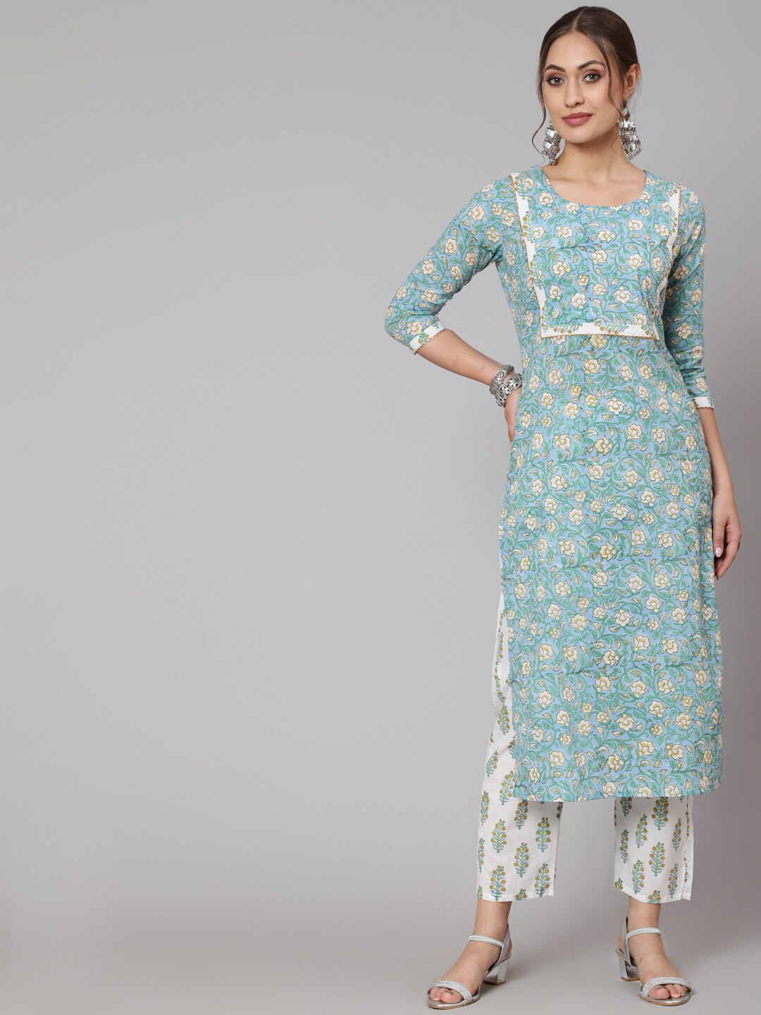 GLAM ROOTS Women Turquoise Blue Floral Printed Gotta Patti Pure Cotton Kurti with Trousers