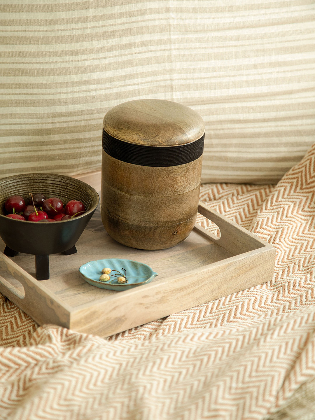 Ellementry Orbis Brown Wood Durable Clip-On Jar