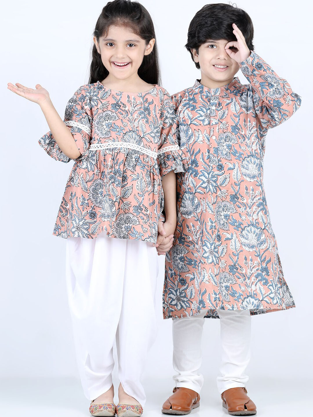 AWW HUNNIE Boys Peach-Coloured Floral Printed Pure Cotton Kurta with Pyjamas & With Dupatta