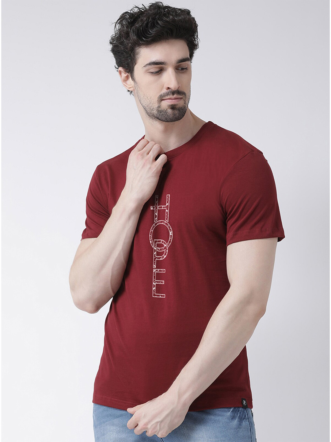 Friskers Men Maroon & claret Typography Printed Raw Edge T-shirt