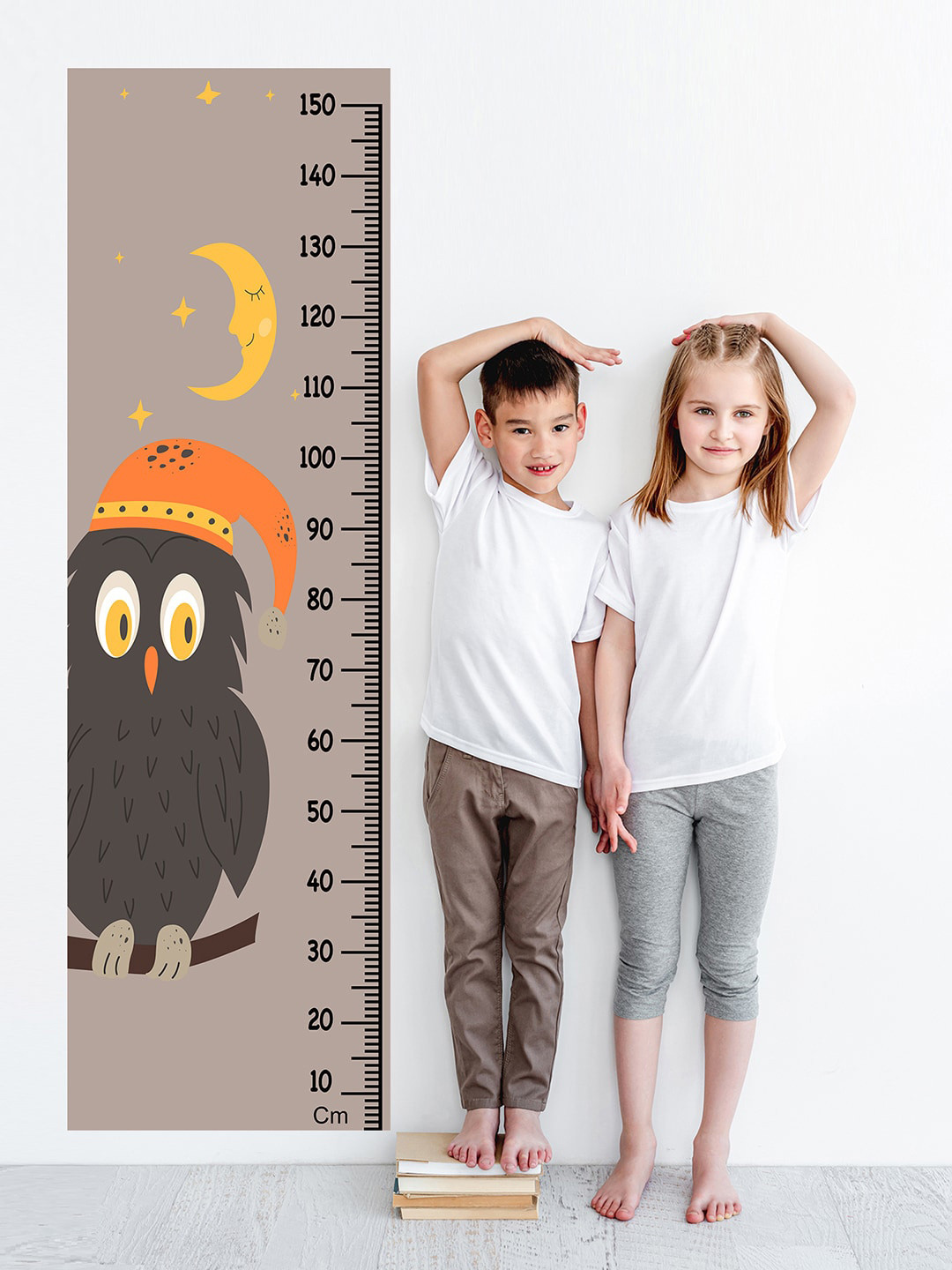 WENS Grey & Orange Colored Printed Dreaming Owl Height Chart Wall Decal