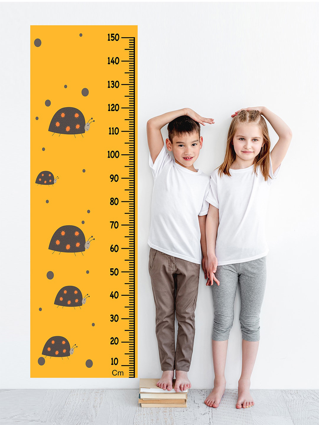 WENS Yellow & Brown Printed Cute Cartoon Ladybug Height Chart Wall Decal