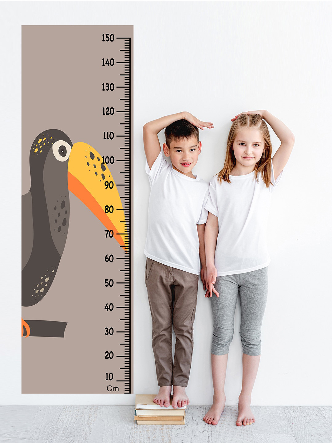 WENS Grey & Yellow Printed Cute Toucan Bird Height Chart Wall Decal