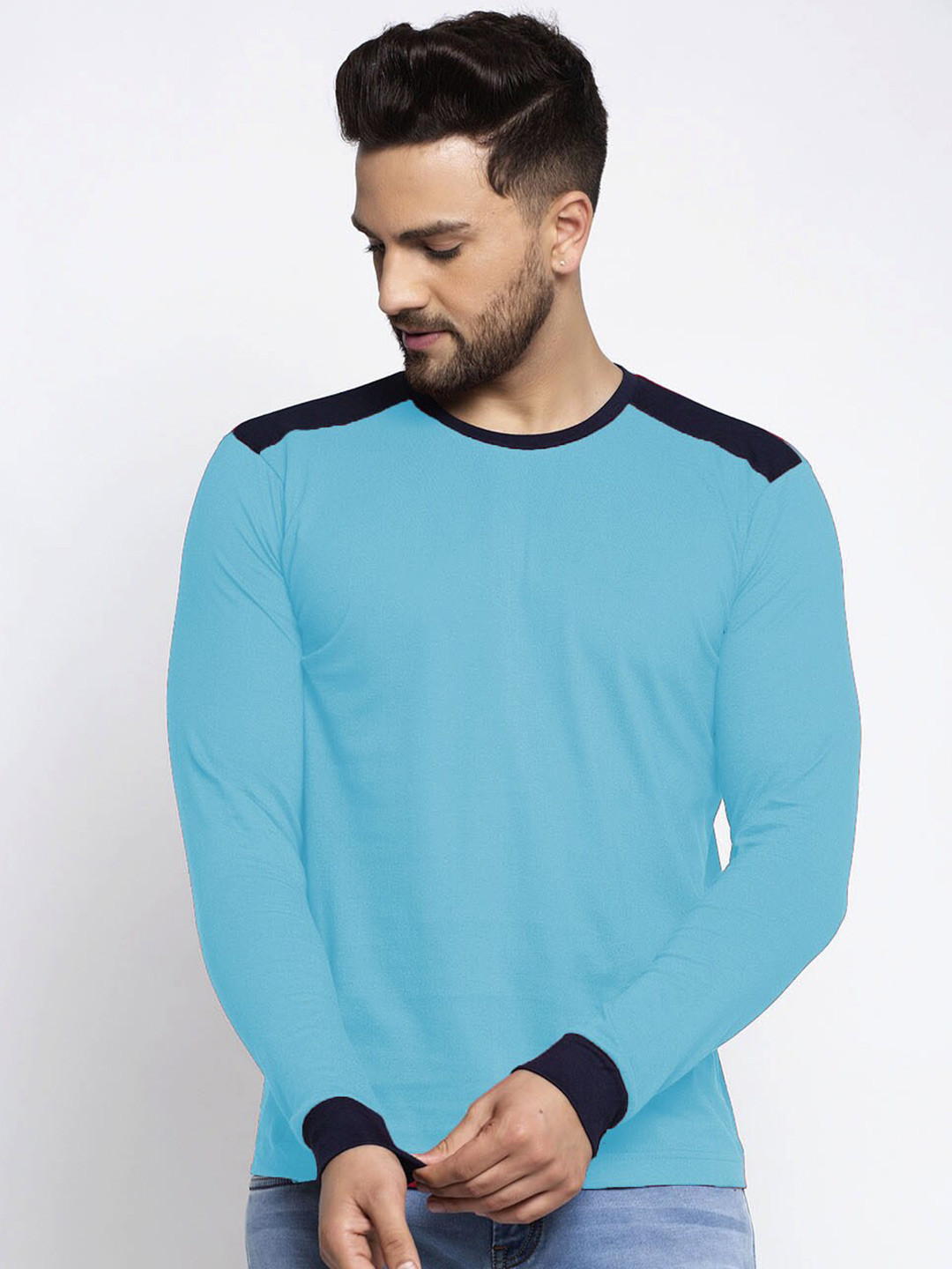 Friskers Men Turquoise Blue & french middle red purple High Neck Applique Slim Fit T-shirt