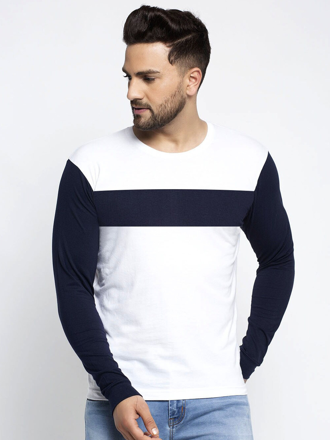 Friskers Men White & ghost white Colourblocked V-Neck Slim Fit T-shirt