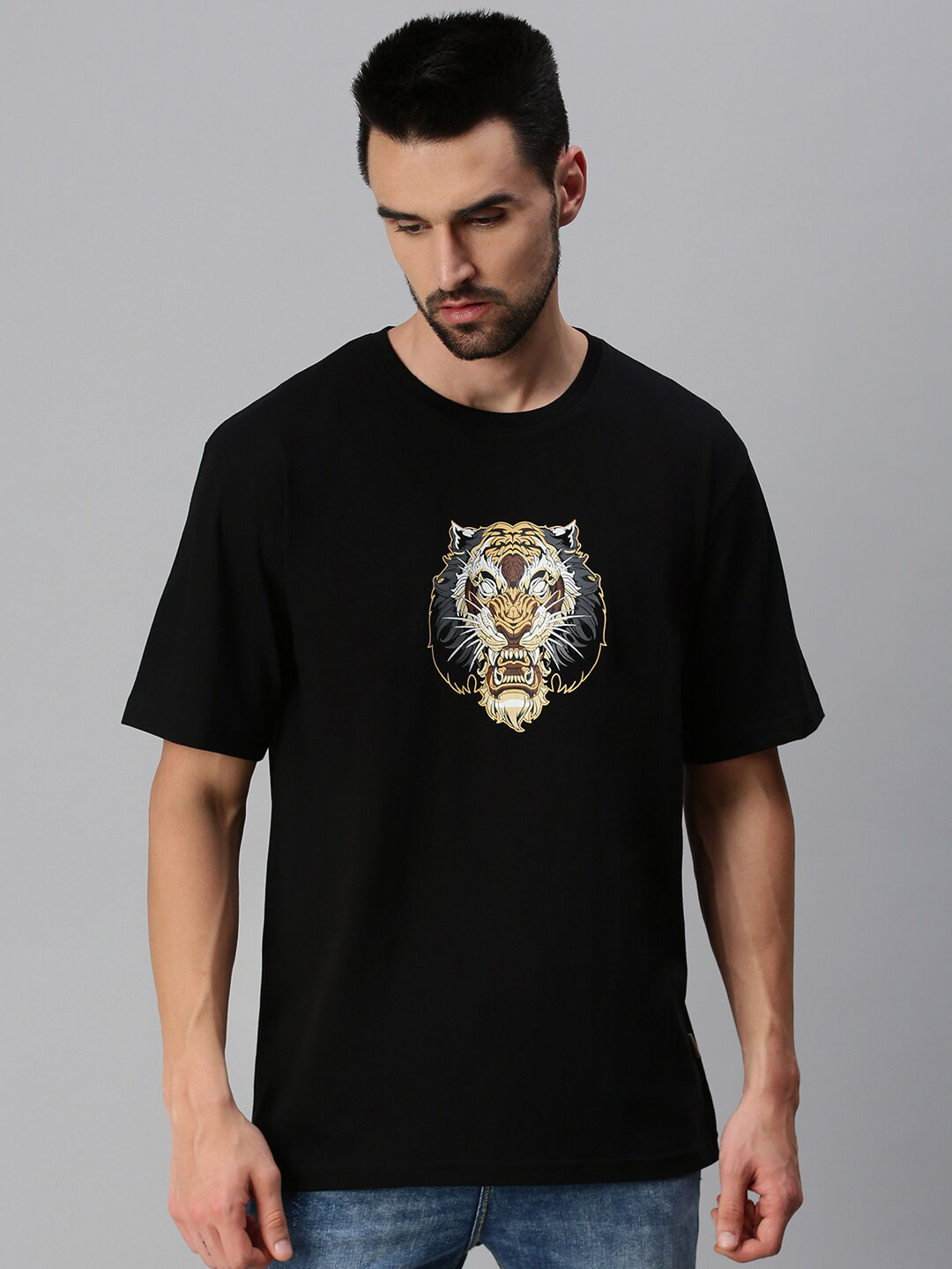 VEIRDO Men Black back Printed Oversize T-shirt