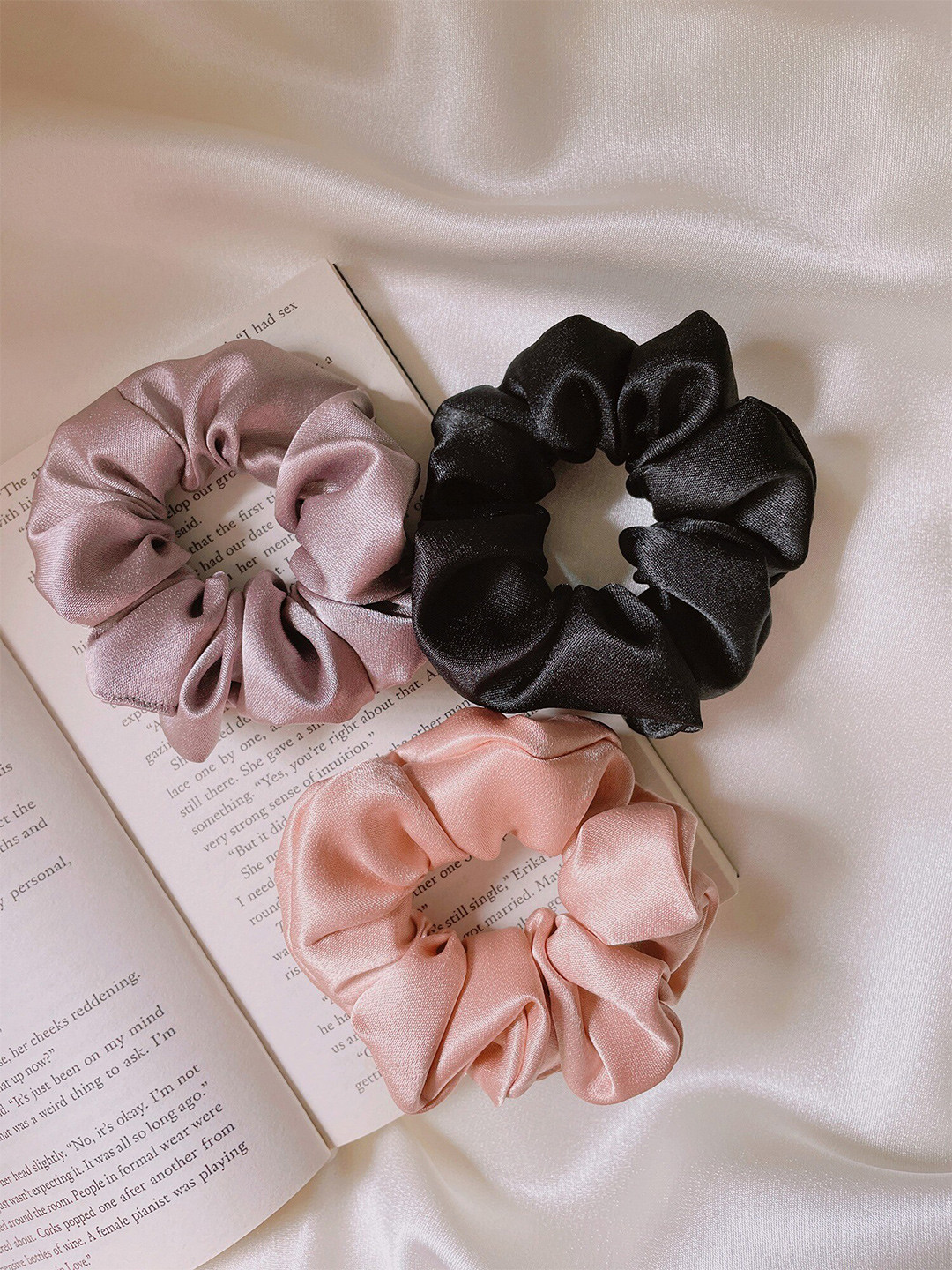 Mueras Women Rose Gold & Black Set of 3 Solid Silk Satin Scrunchie