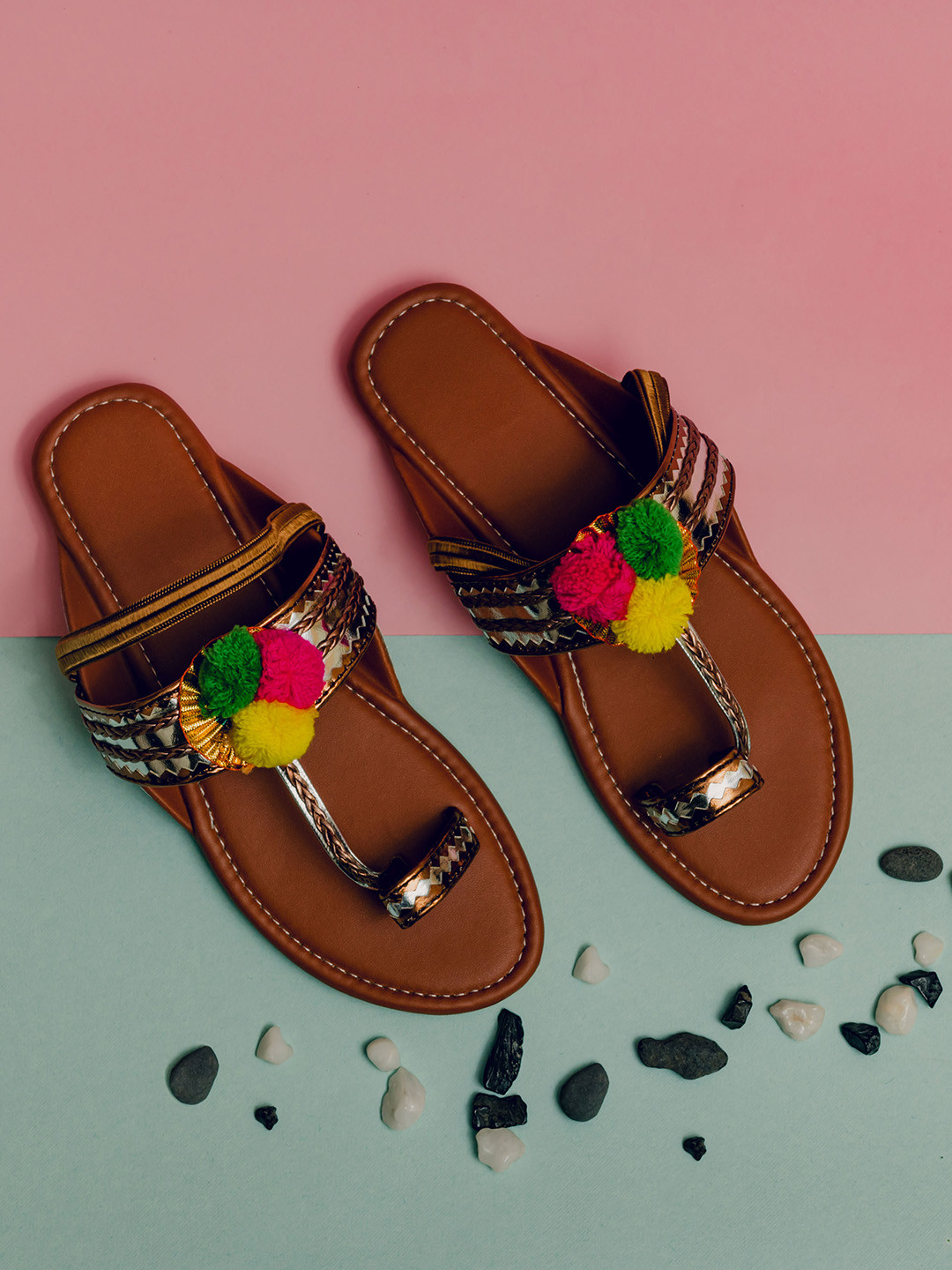 LIL PITAARA Girls Tan Printed Ethnic One Toe Flats