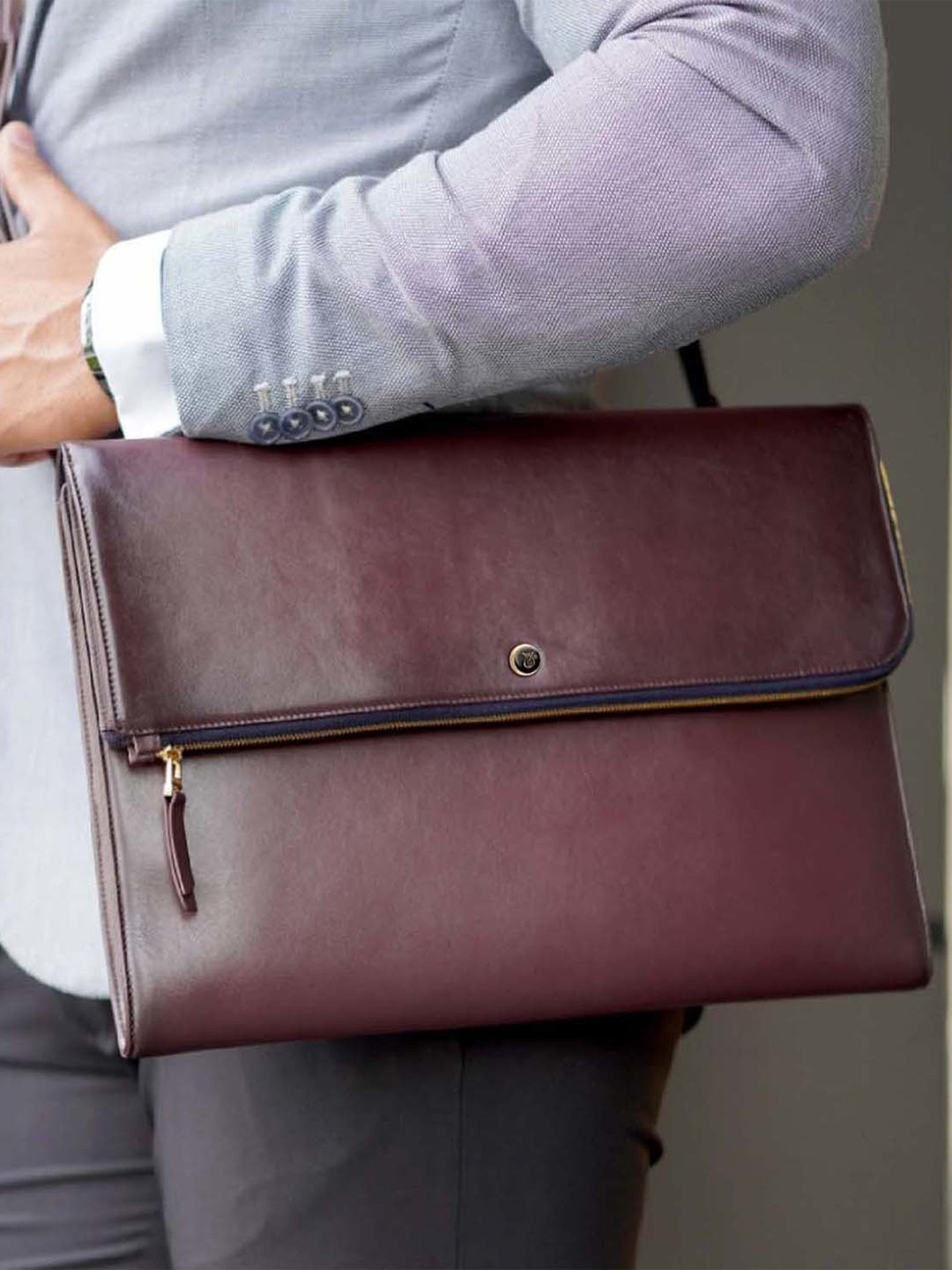 Lapis Bard Bordeaux Ducorium Bexley 13Inch Laptop Sleeve with Shoulder Strap