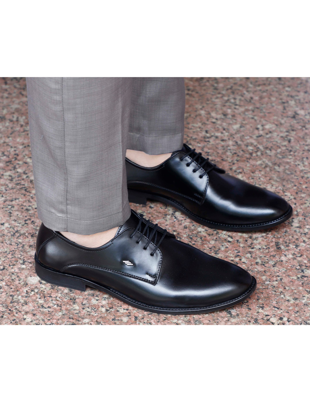 aadi Men Black Solid Formal Derbys