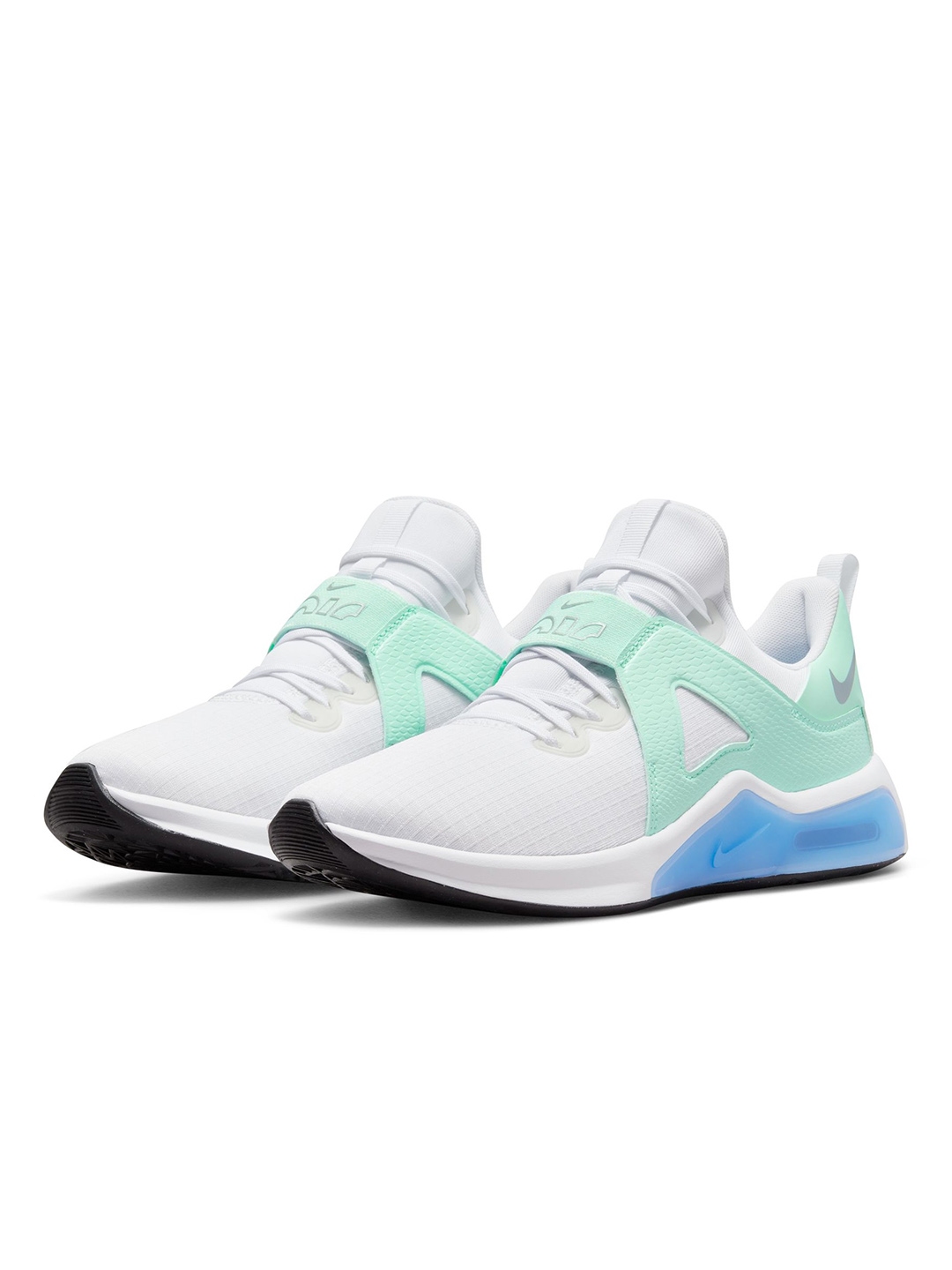 Buy Nike Women AIR MAX BELLA 5 Training or Gym Shoes Sports Shoes for Women 18800692 Myntra