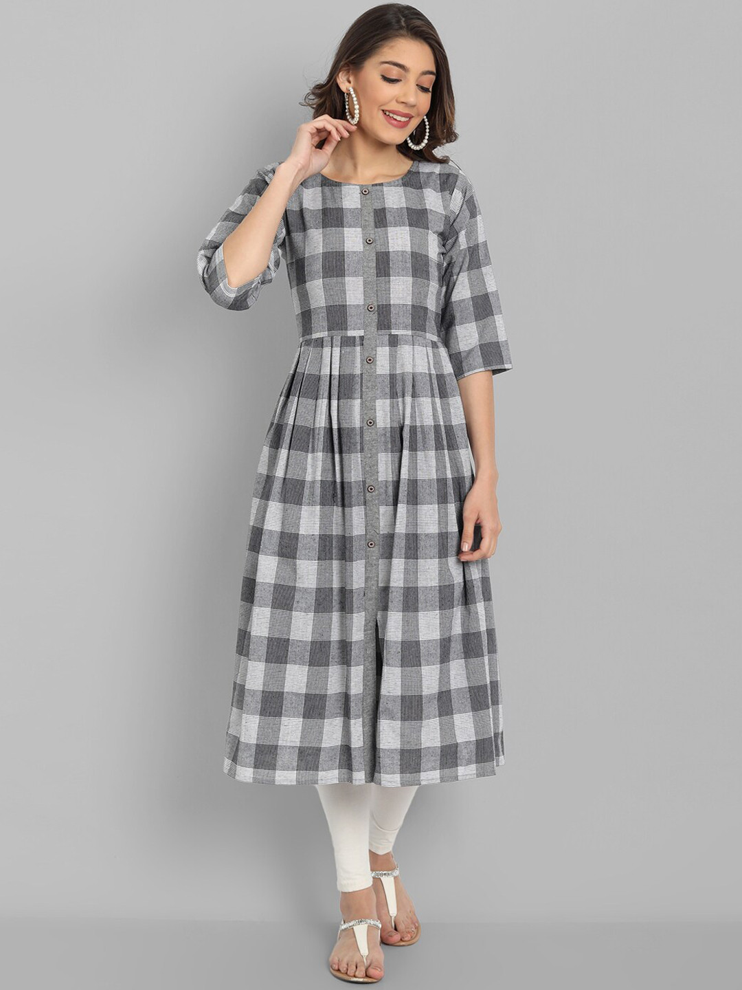 HETSA Women Grey & dapple gray Checked Flared Sleeves Thread Work Kurta