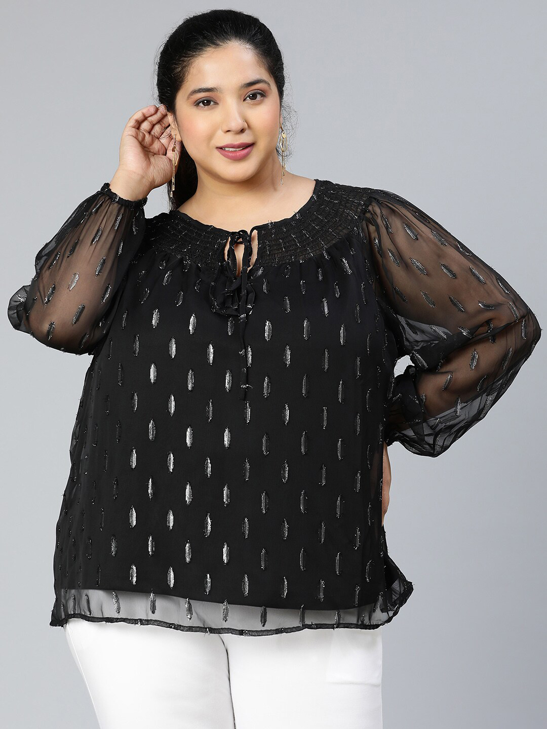 Oxolloxo Black Geometric Print Keyhole Neck Top