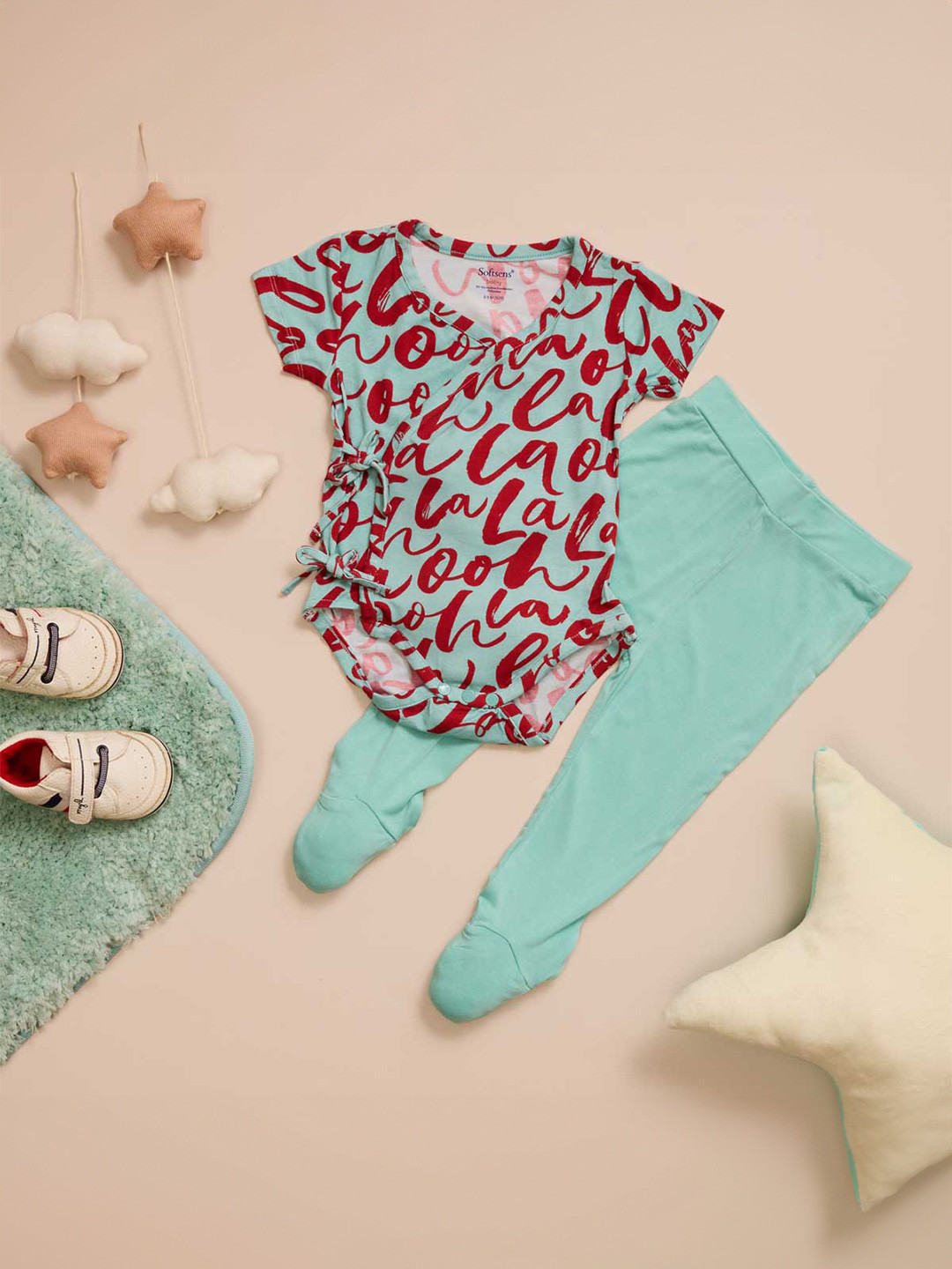 Softsens Unisex Kids Blue & Red Printed T-shirt with Leggings