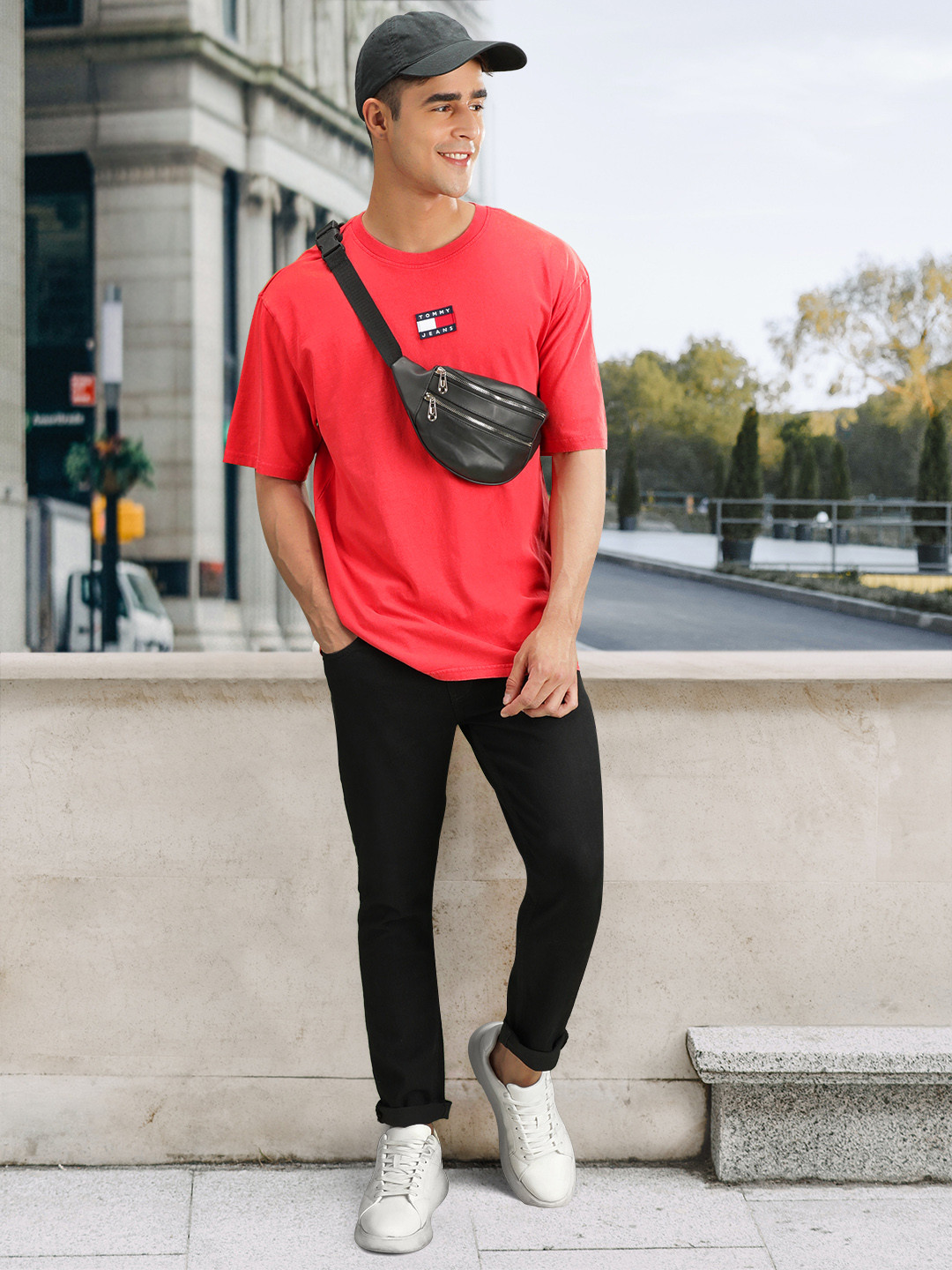 Tommy Hilfiger Men Red Solid Pure Cotton T-shirt