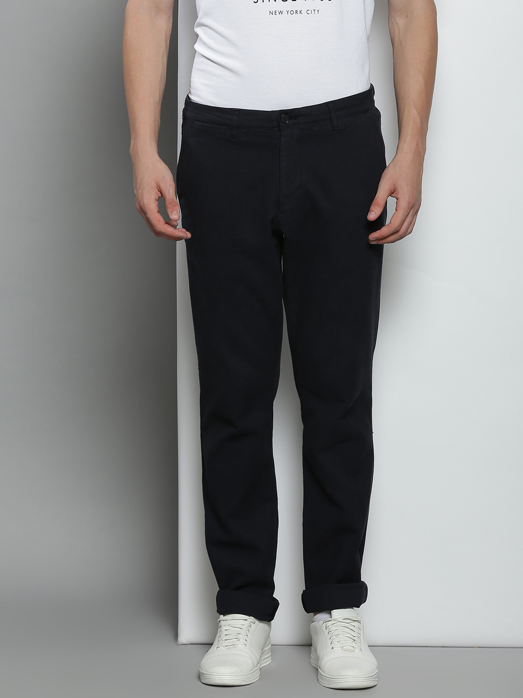 Tommy Hilfiger Men Navy Blue Solid Chinos