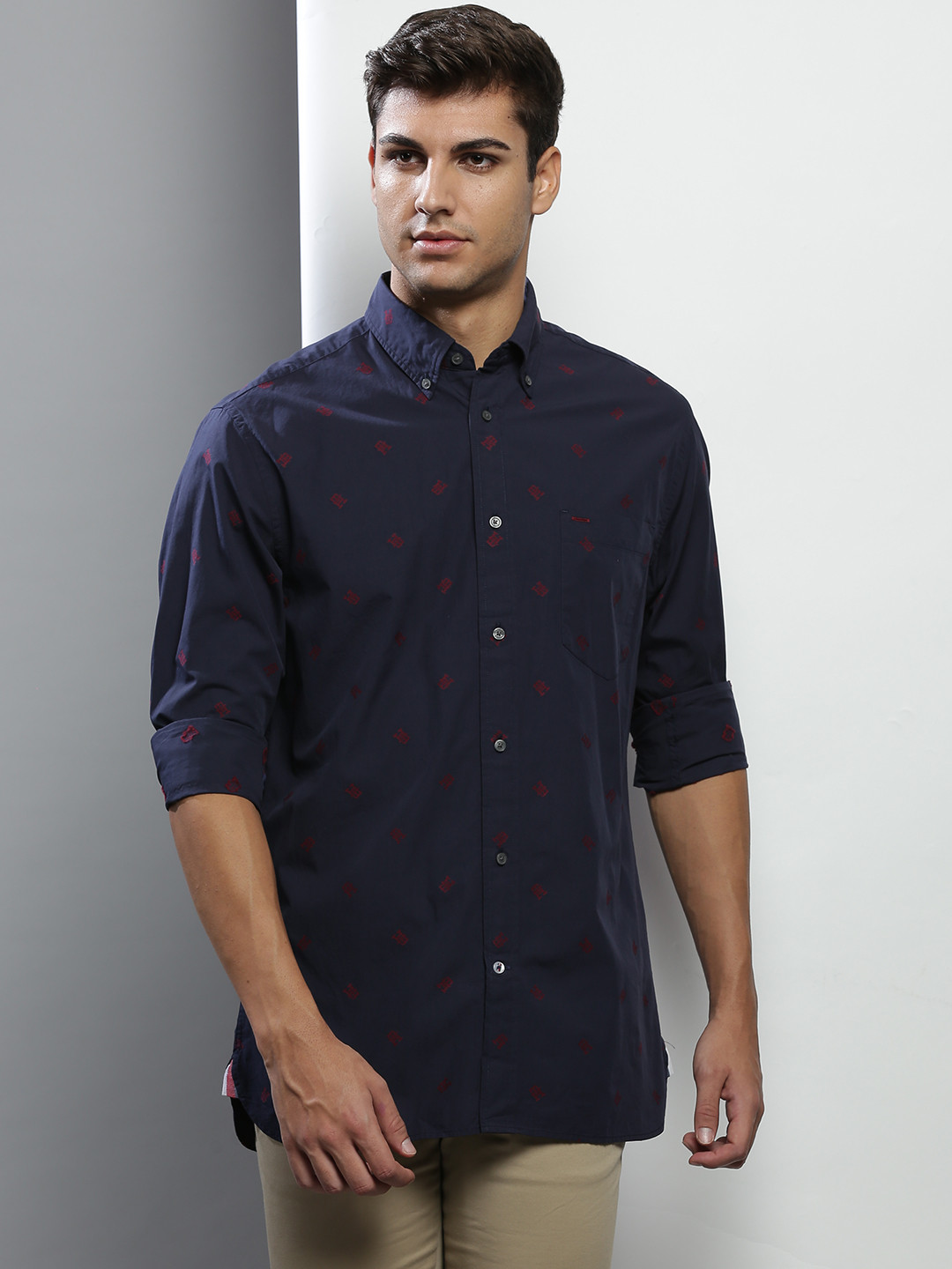 Tommy Hilfiger Men Navy Blue & Maroon Printed Cotton Casual Shirt