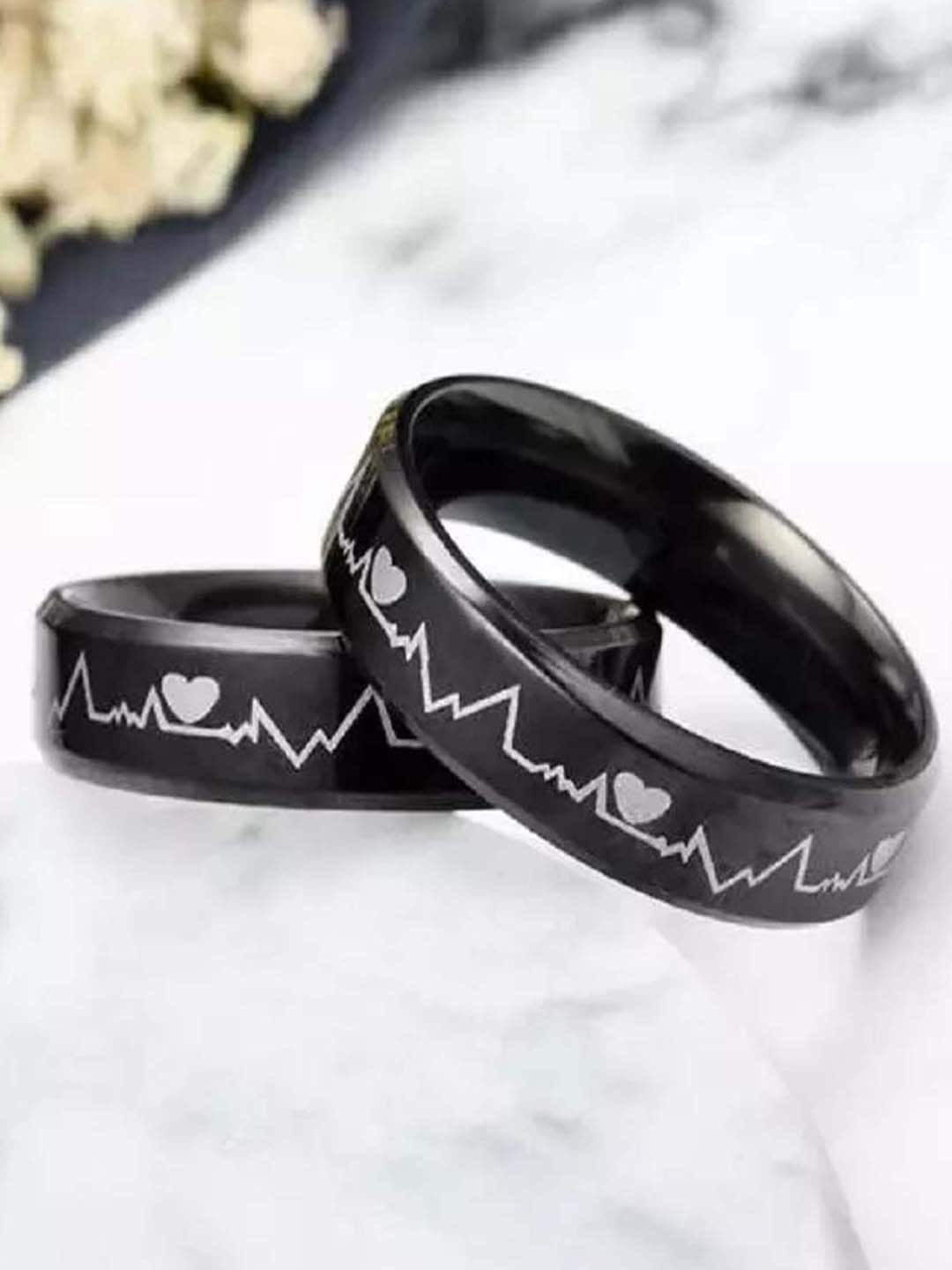 UNIVERSITY TRENDZ Silver-Plated Heart Beat Engraved Couple Rings