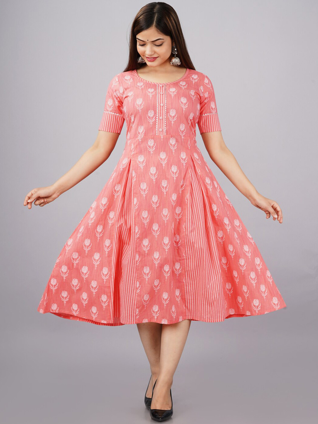 PARCHHAI Women Peach-Coloured Ethnic Motifs Printed Gotta Patti Kurta