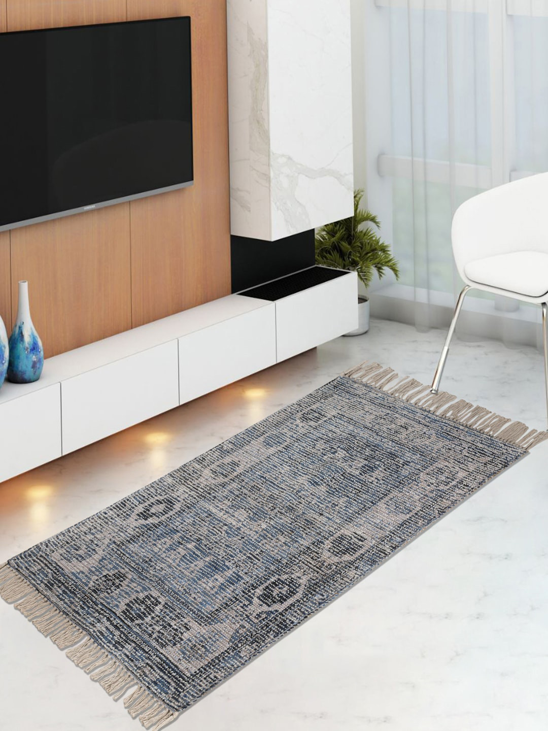 KLOTTHE Blue & Beige Woven Design Floor Mats