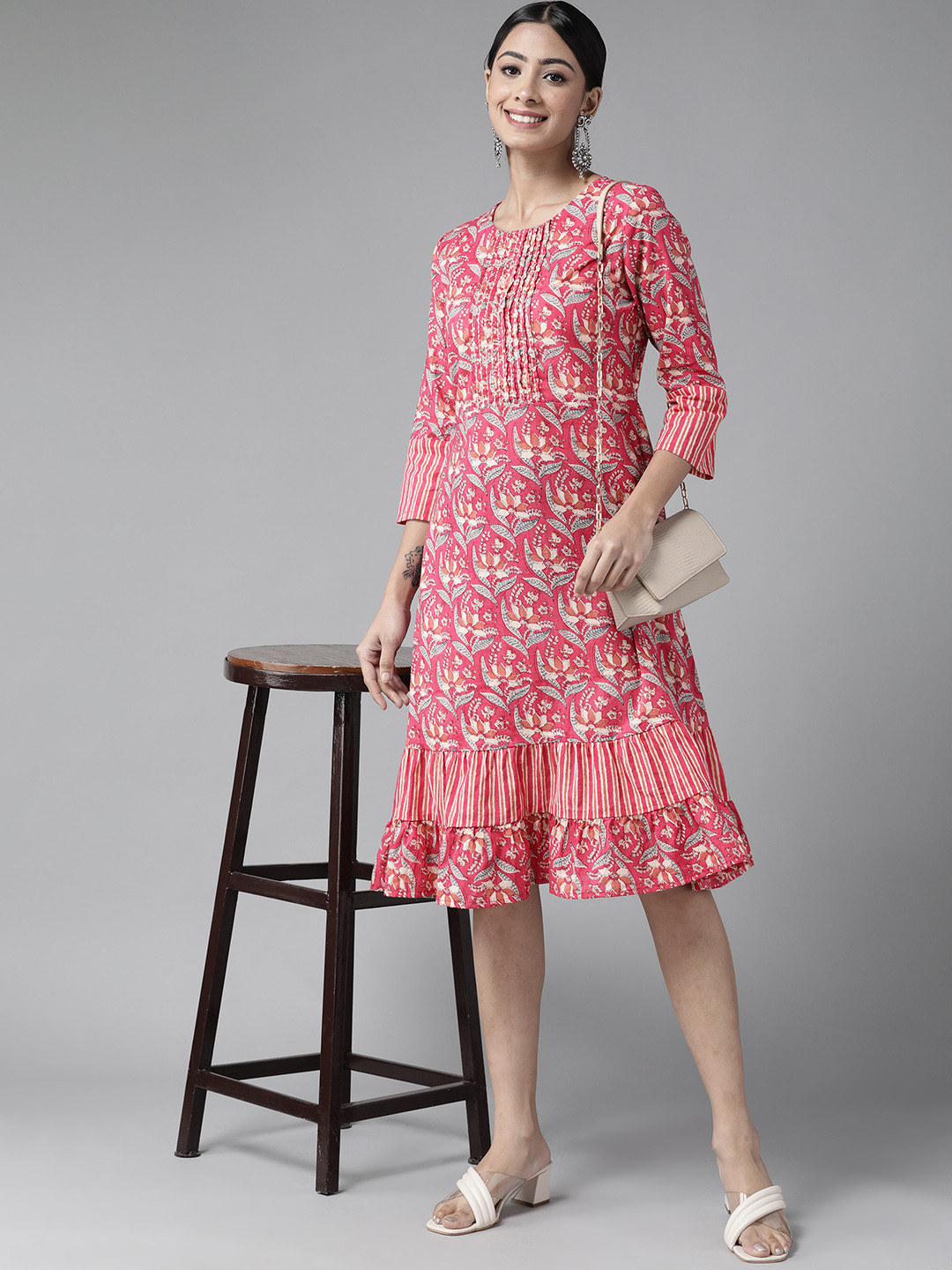 Amirah s Pink & Off White Ethnic Motifs Sequin Detail Ethnic Dress