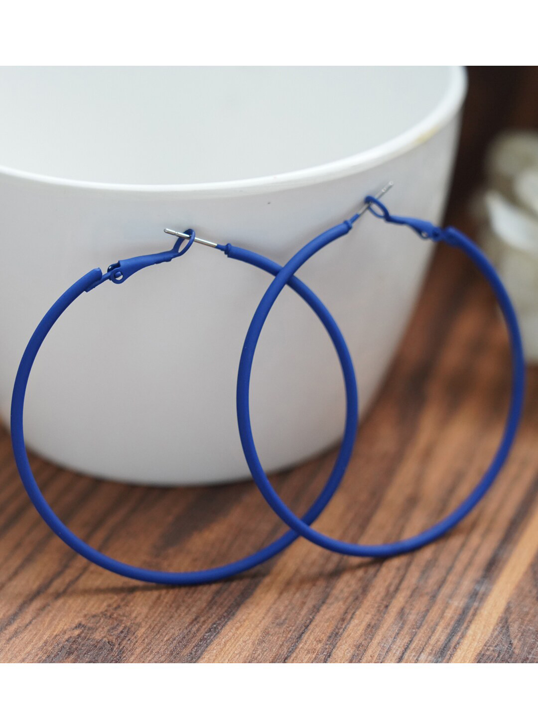 MIZORRI Blue Contemporary Hoop Earrings