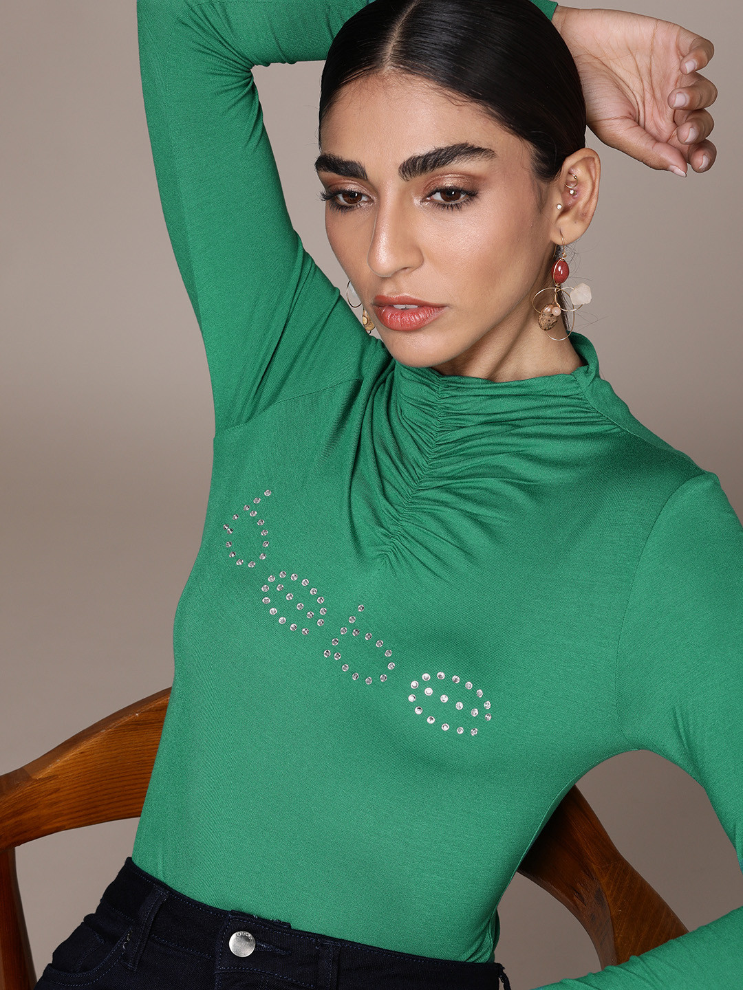 bebe Women AVENTURINE Green Essential Solid Beads & Stones Detailing Slim Fit T-shirt