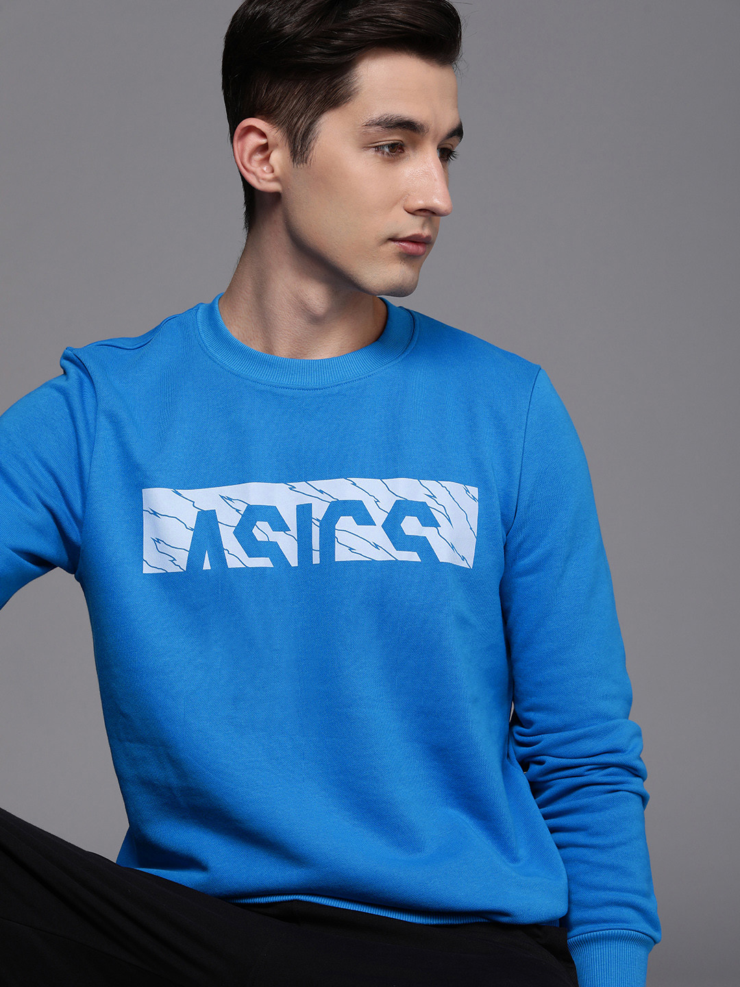 ASICS Men Blue Printed Sweatshirt