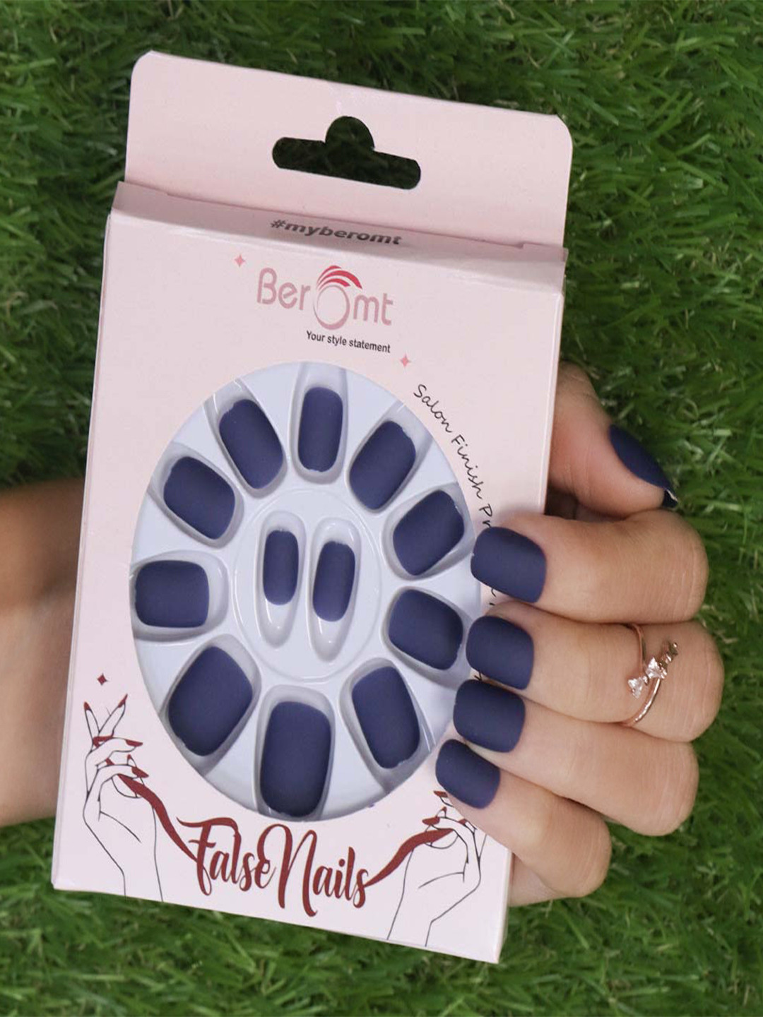 BEROMT 12 Pcs Long-Lasting Premium Matte Salon Finish Press On Nails - Shade 485