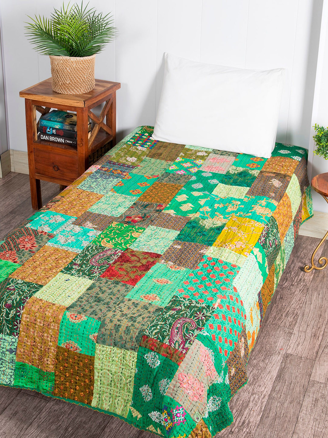 HANDICRAFT PALACE Multicolored Printed Patchwork Cotton Single Bed Cover