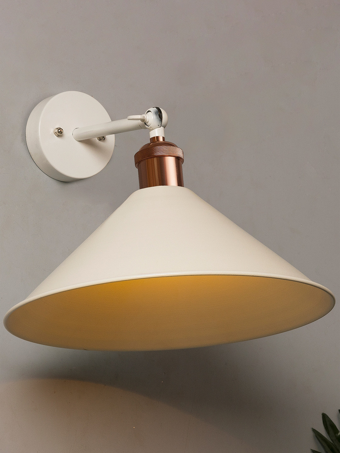 Homesake White Solid Cone Shape Wall Lamps