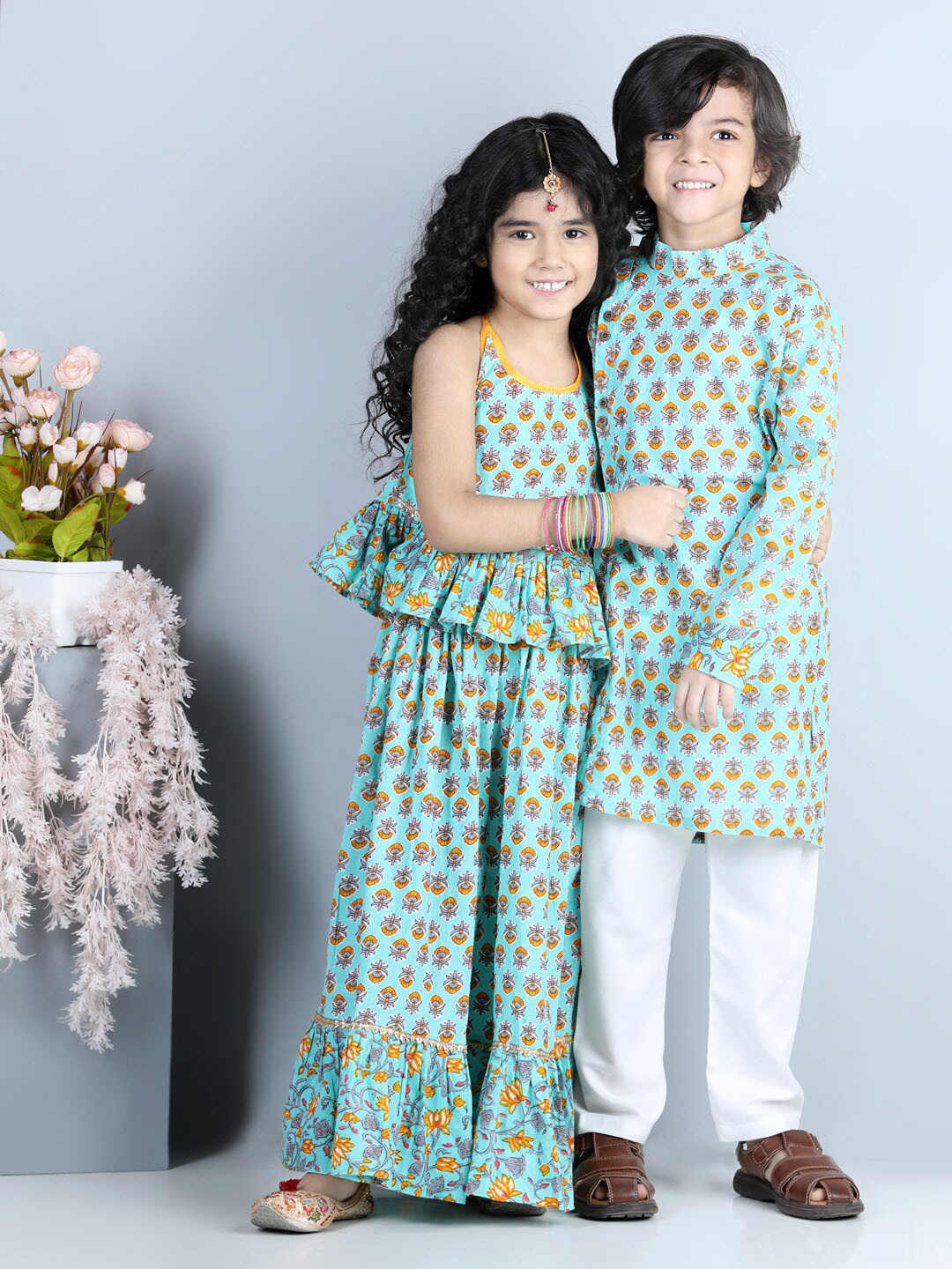 Here&Now X Kinder Kids Girls Green & Red Printed Ready to Wear Lehenga Choli