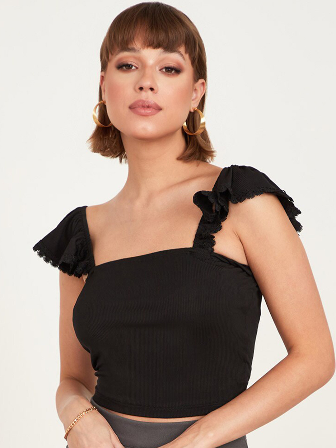 Styli Black Square Neck Ribbed Cami Crop Top