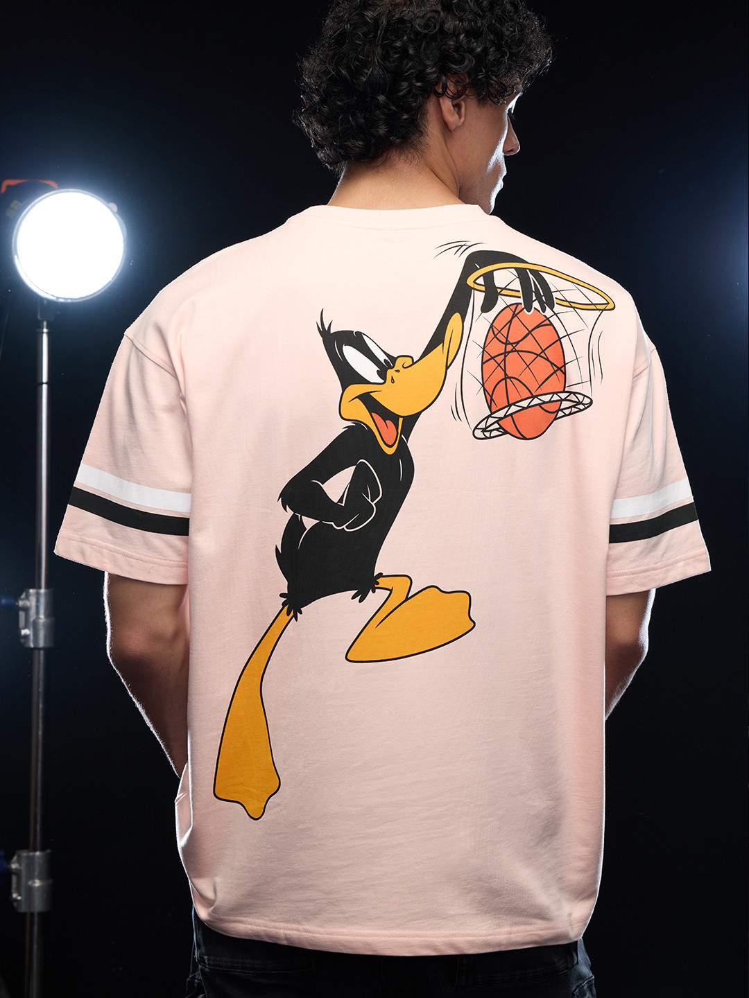 The souled store Looney Tunes: Daffy in Space Jam Pink Oversized T-Shirts