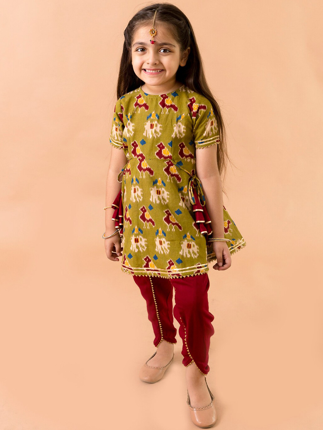 Fairies Forever Girls Green Animal Embroidered Pure Cotton Kurta with Trousers