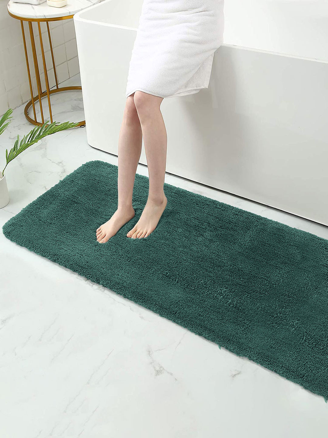 LUXEHOME INTERNATIONAL Sensuous Green 1900 GSM Rectangular Bath Rug