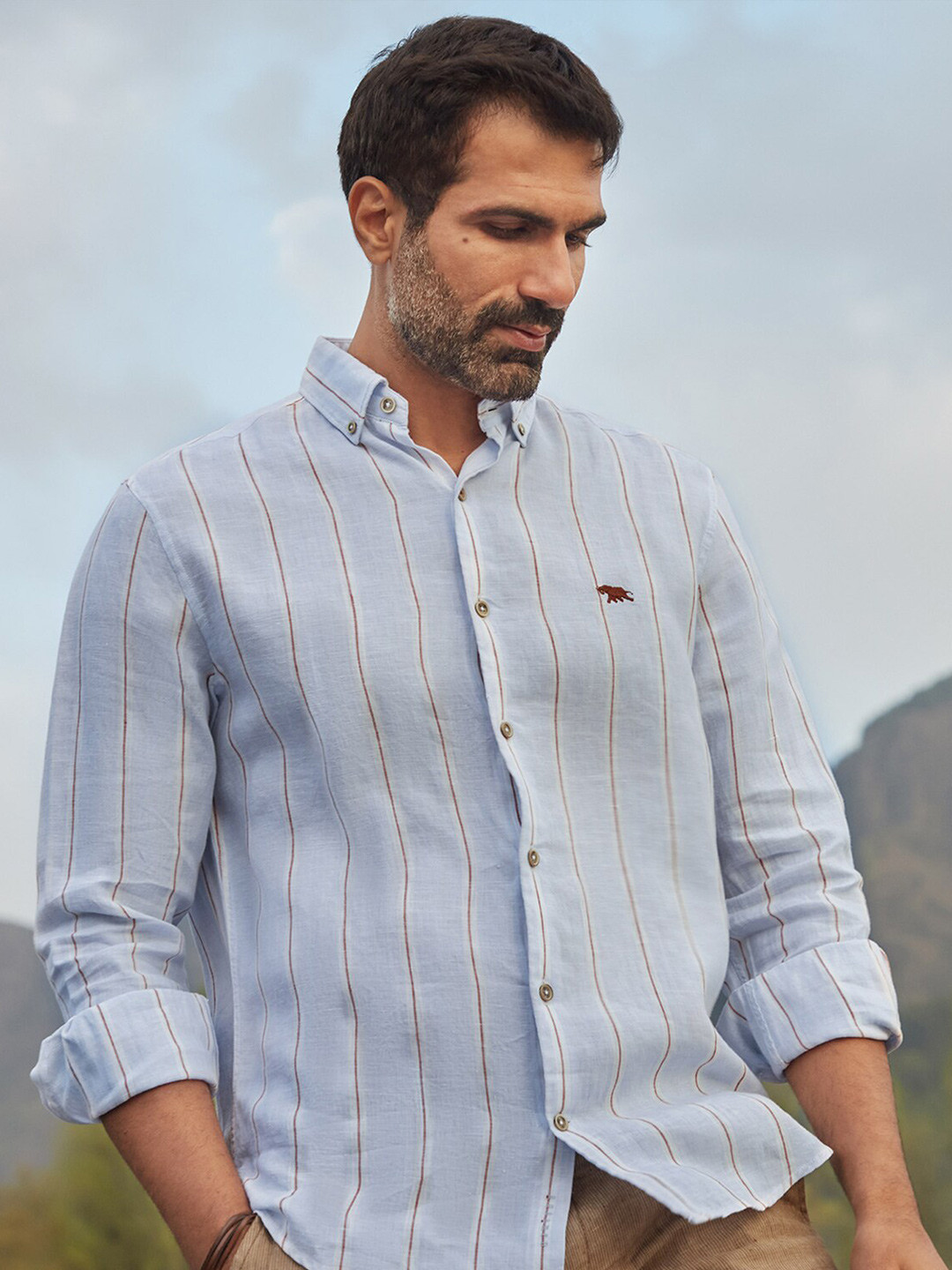 Andamen Men Blue Classic Slim Fit Printed Casual Shirt