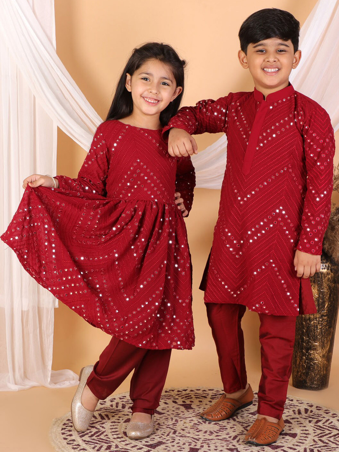 VASTRAMAY Kids-Boys Maroon Ethnic Motifs Mirror Work Georgette Kurta And Pyjama Set