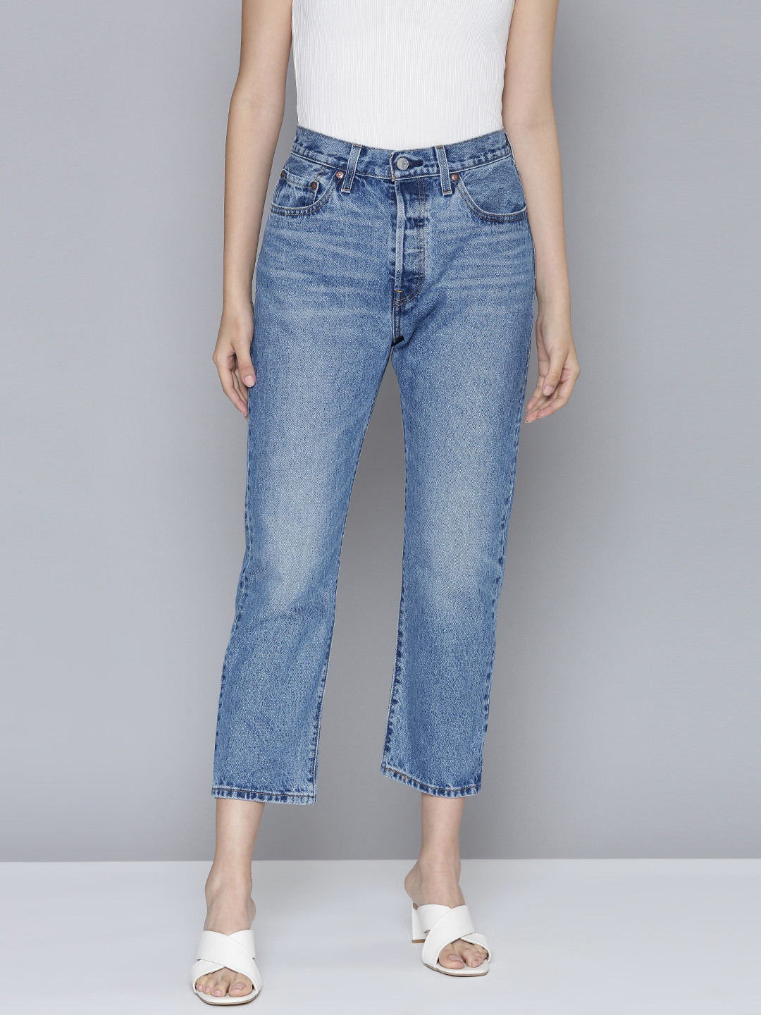 Levi's Women's 501 Medium Blue Straight-Fit Stretchable Cropped Jeans