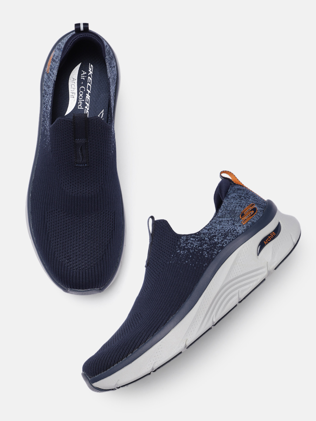 Skechers Men Navy Blue Arch Fit DLux Key Journey Slip-On Sneakers