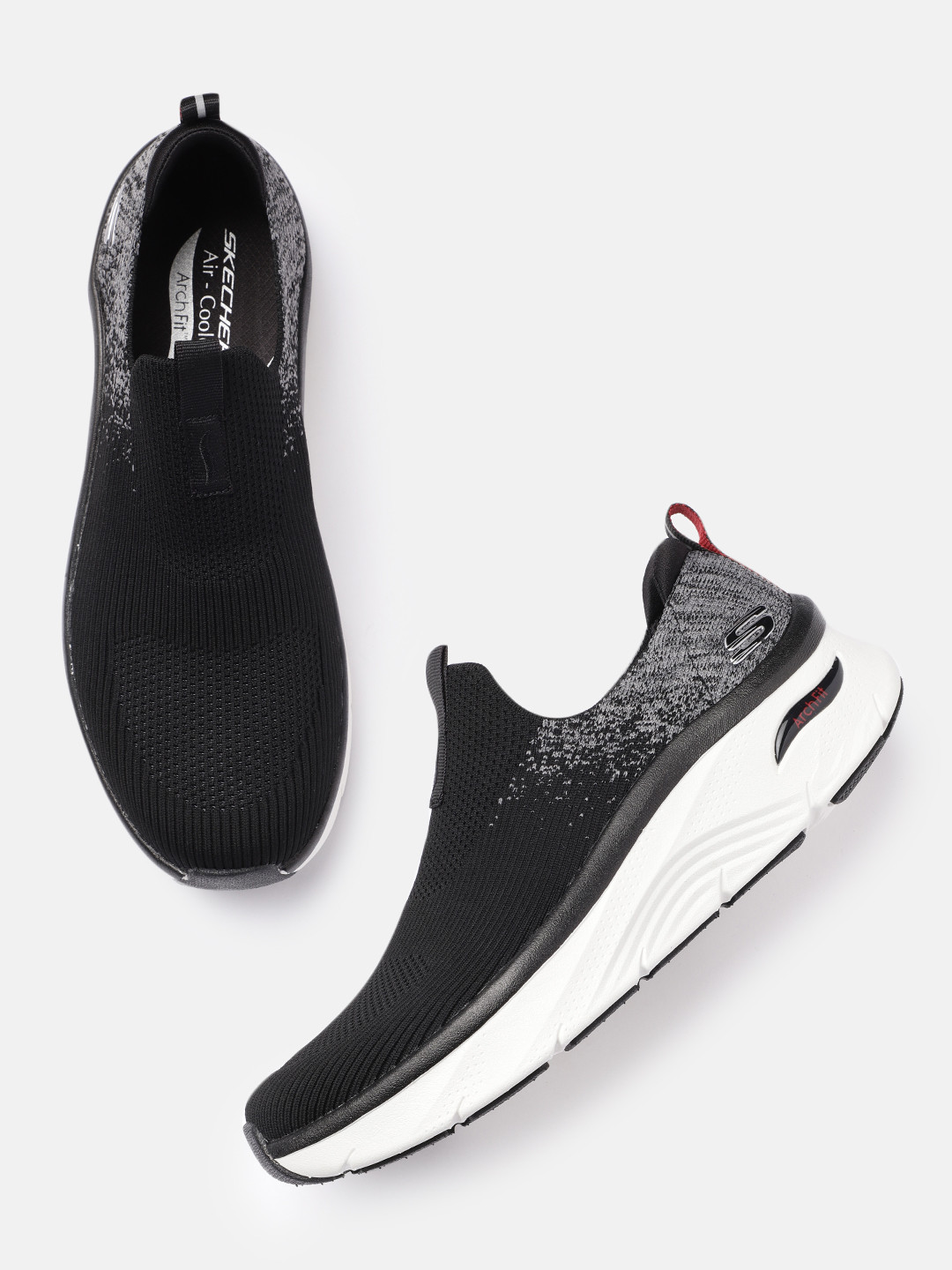 Skechers Men Black Arch Fit Dlux Slip-On Sneakers