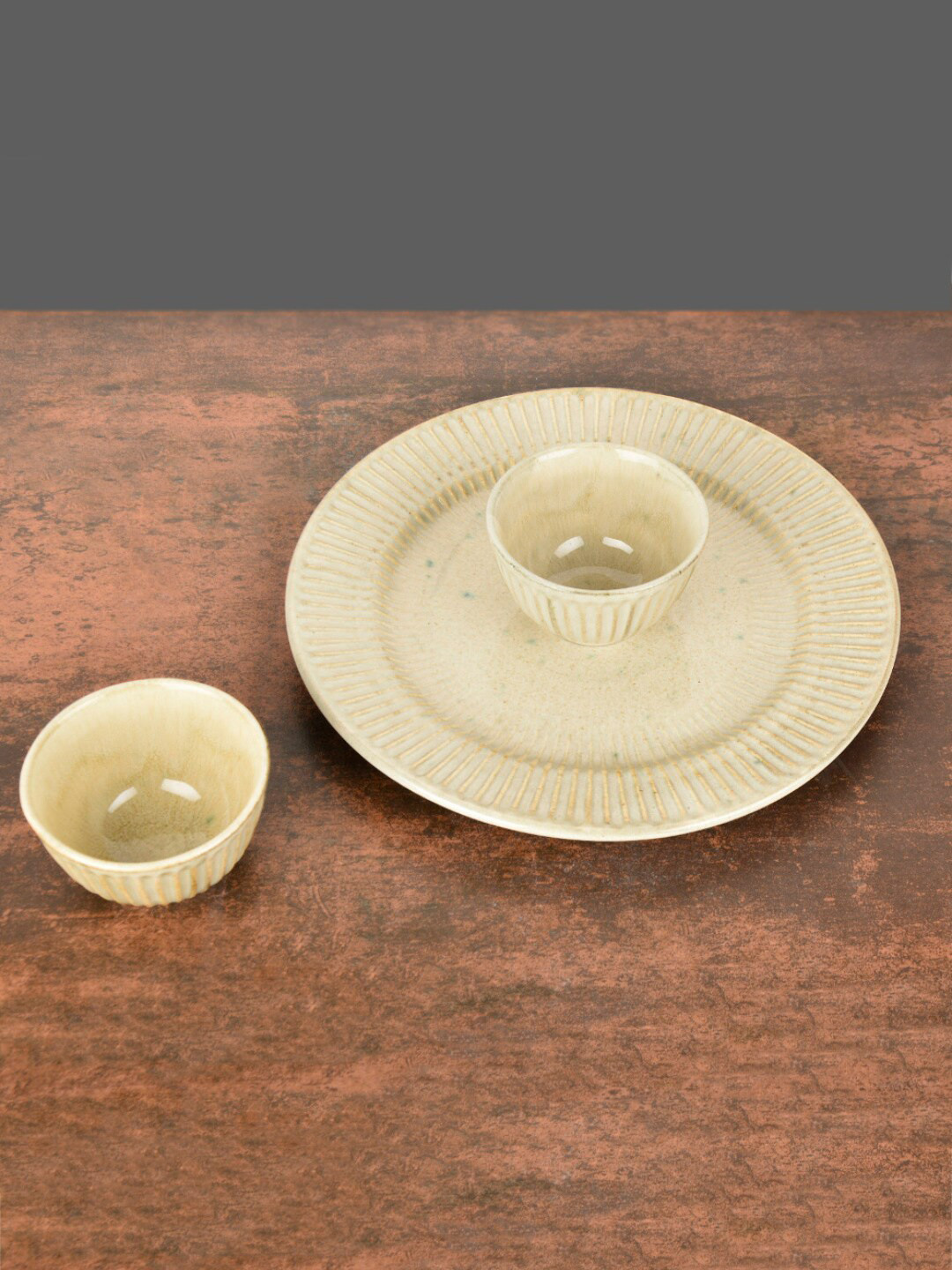 StyleMyWay Dazzling Riviera Ribbed Beige Solid Ceramic Microwave Safe 3 Piece Dinner Set