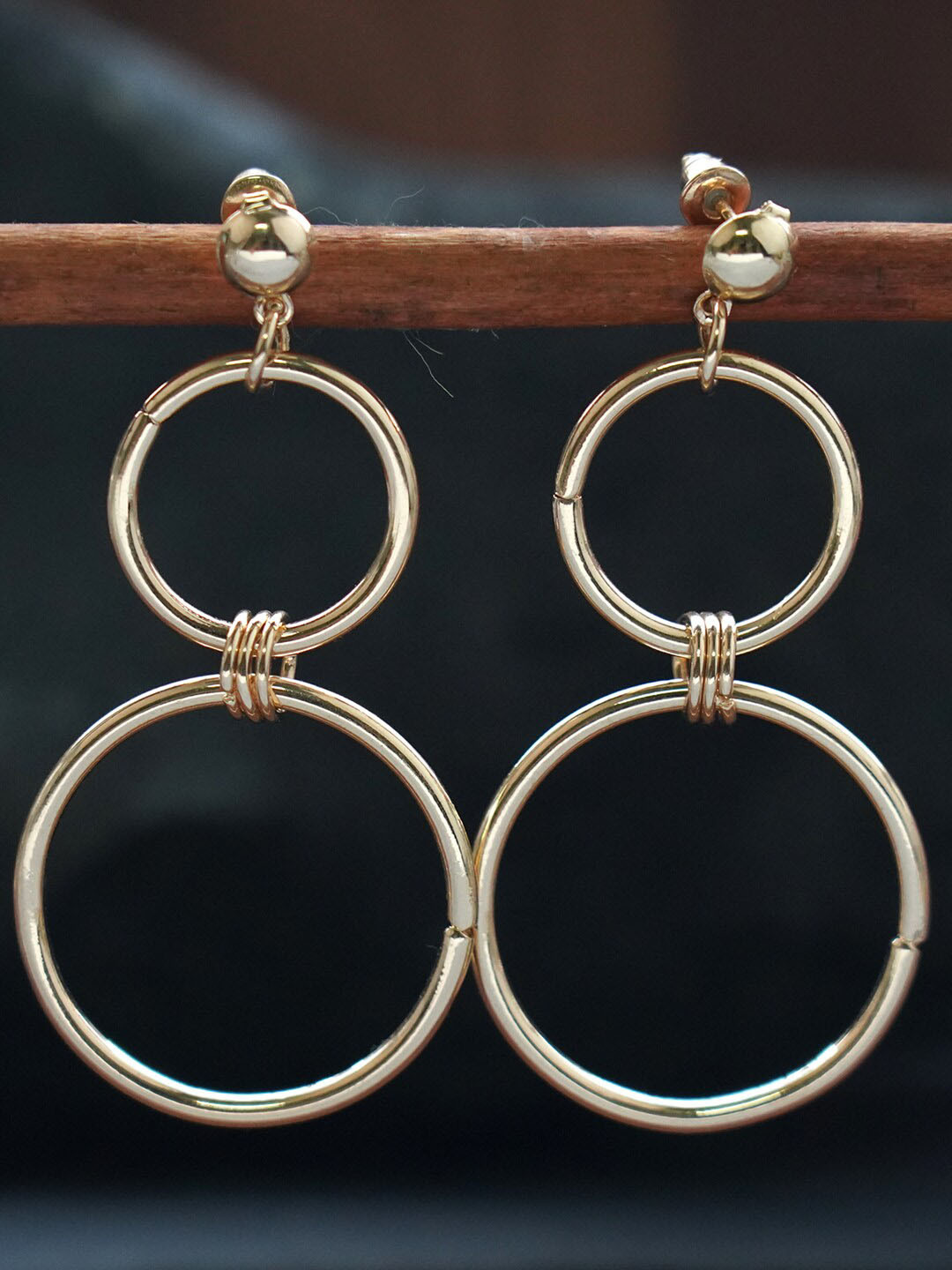 MIZORRI Gunmetal-Toned Contemporary Drop Earrings