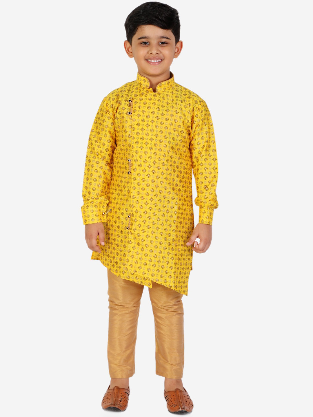 Pro-Ethic STYLE DEVELOPER Boys Yellow Ethnic Motifs Pure Silk Wrap Kurta with Trousers