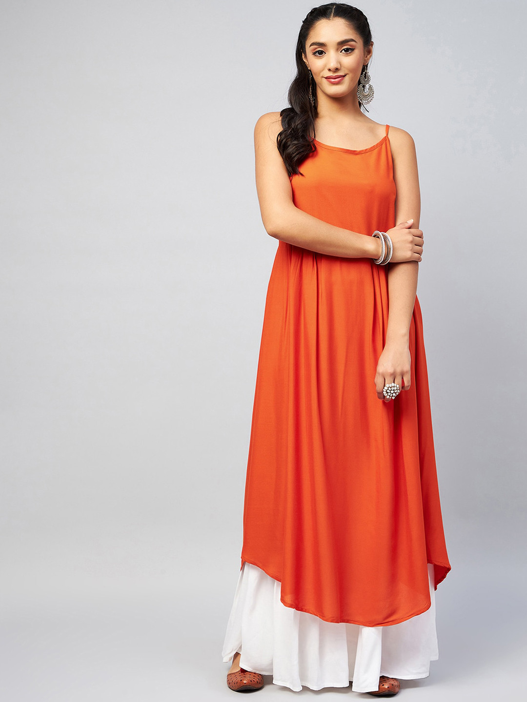 InWeave Women Orange Solid eSleeveless Kurta