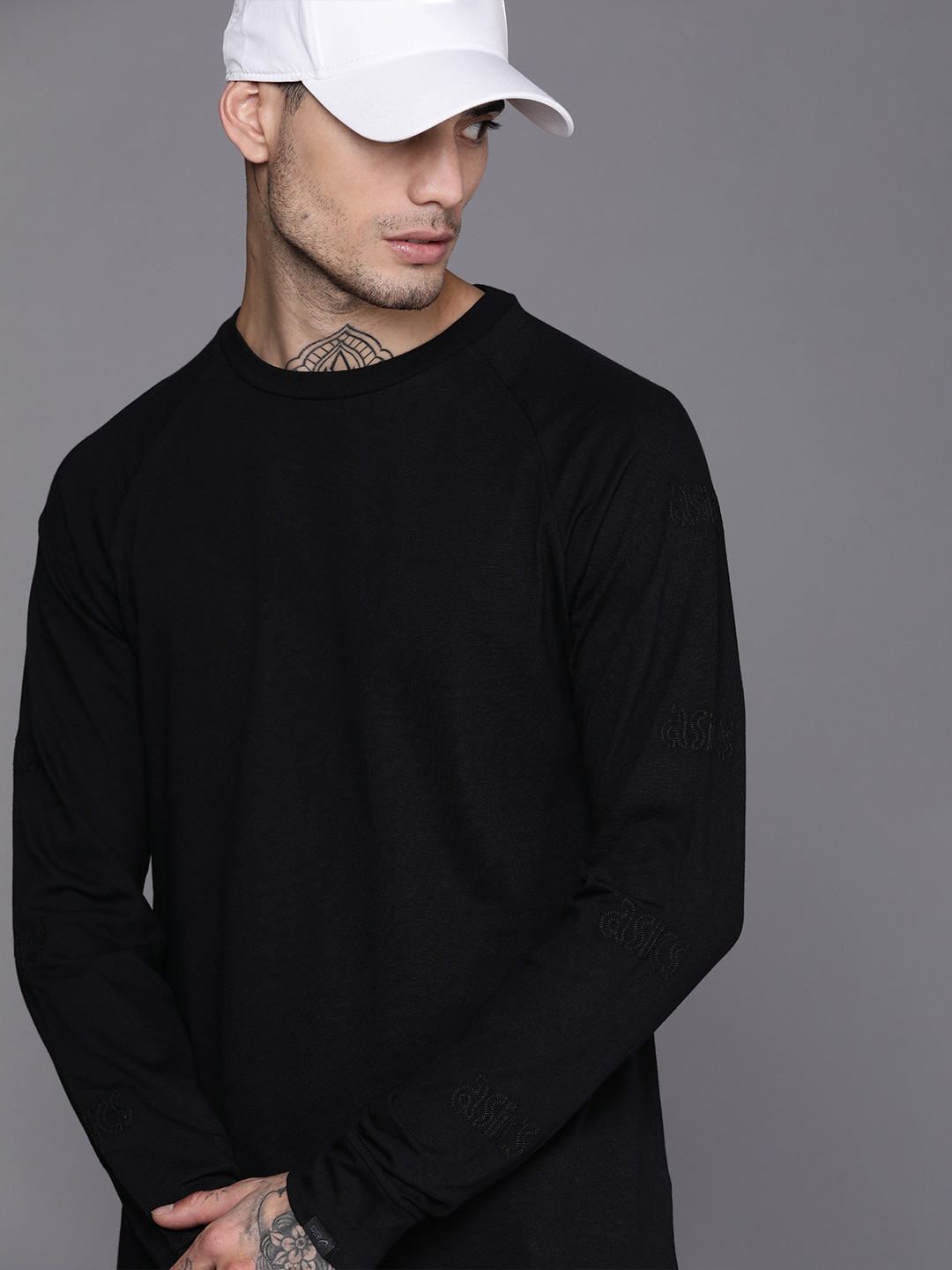 ASICS Men Black Pure Cotton Solid Long Sleeve T-shirt