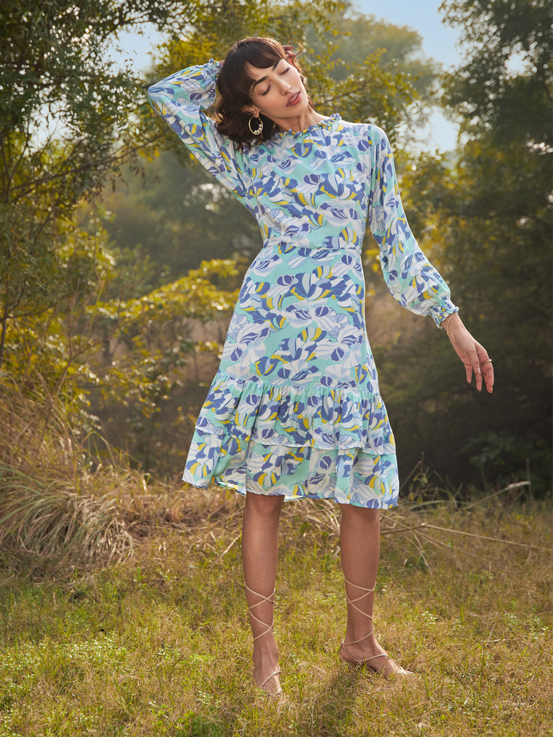 Crimsoune Club Women Blue & White Floral Midi Dress